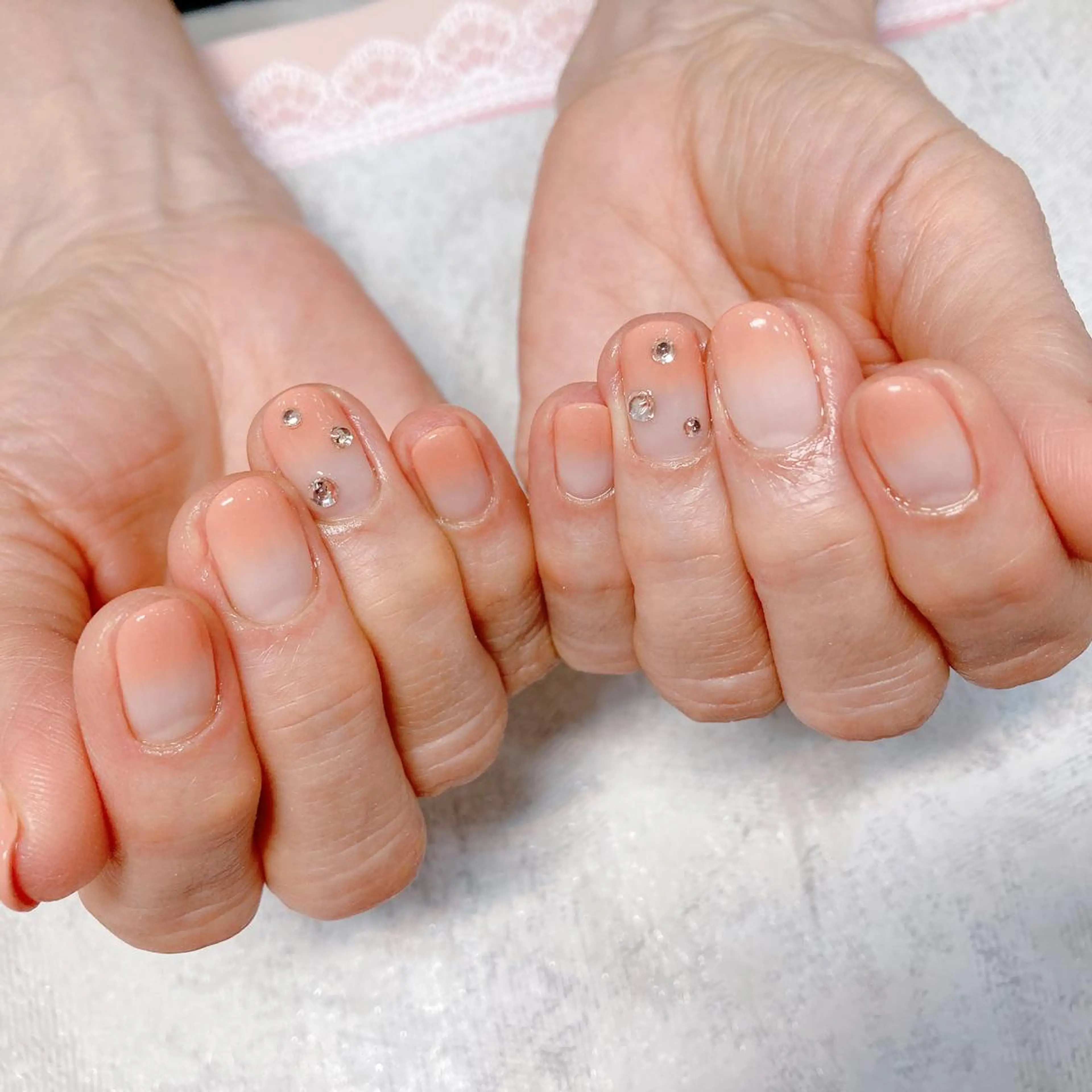 ネイル バニーアイズ　ネイル ニューオータニ博多店のネイルデザイン