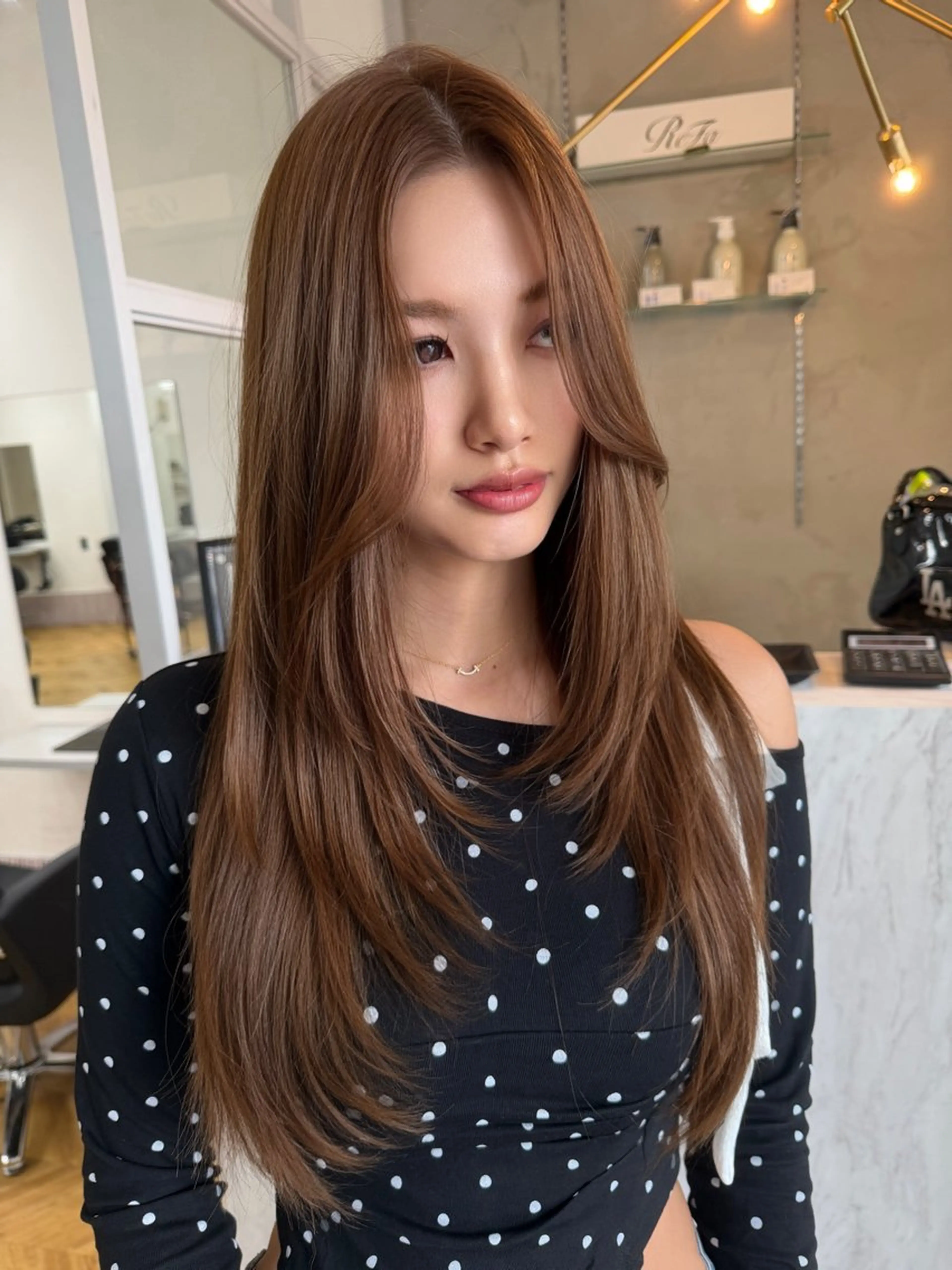 ロング レイヤーカット ロング カット ヘアカラー トリートメント 韓国レイヤー💫美髪 縮毛矯正🫧拓海のヘアスタイル