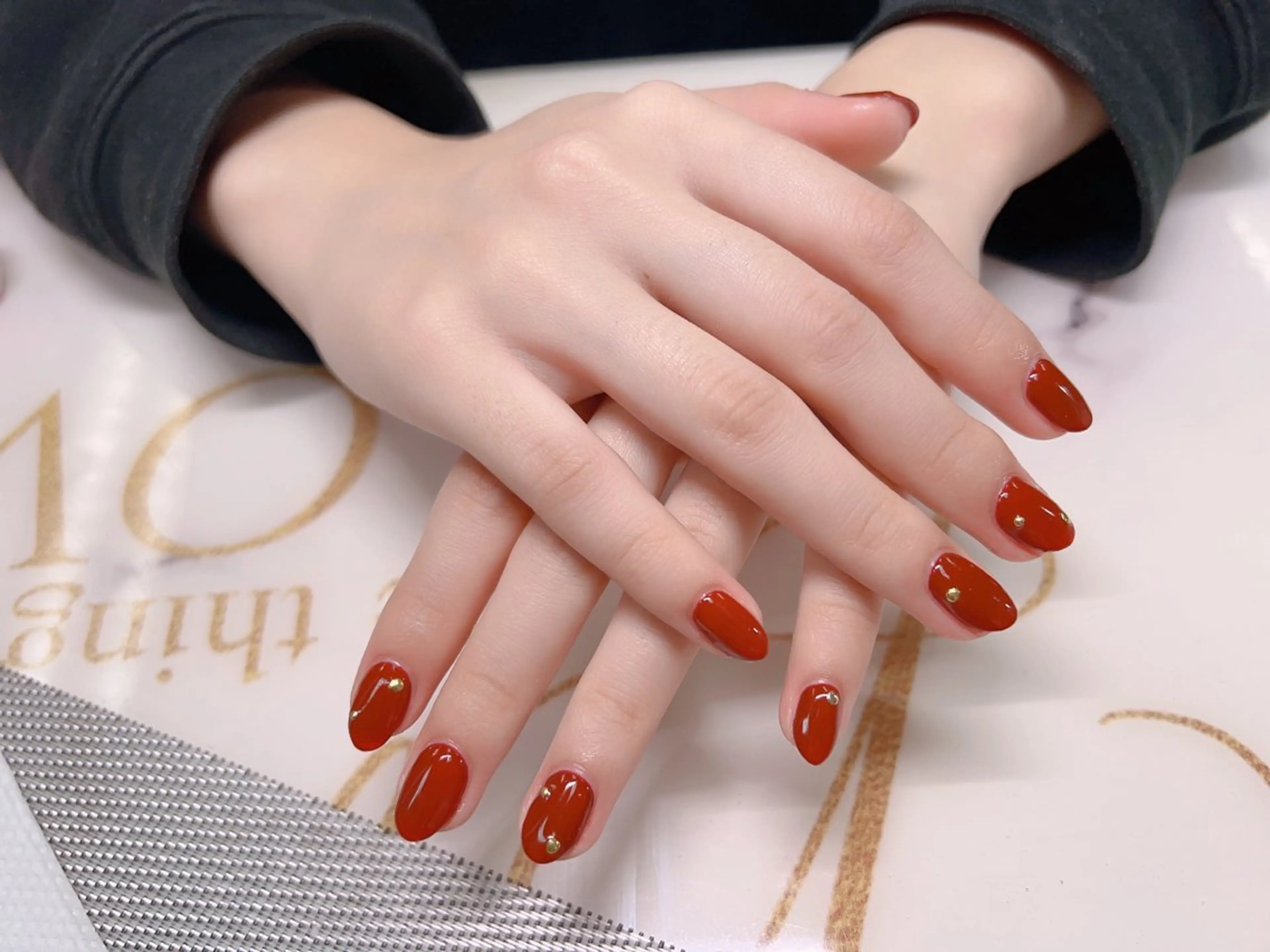 ネイル チークネイル マグネットネイル 持ち込み ニュアンスネイル シンプルネイル インフィニティ ネイルサロンのネイルデザイン