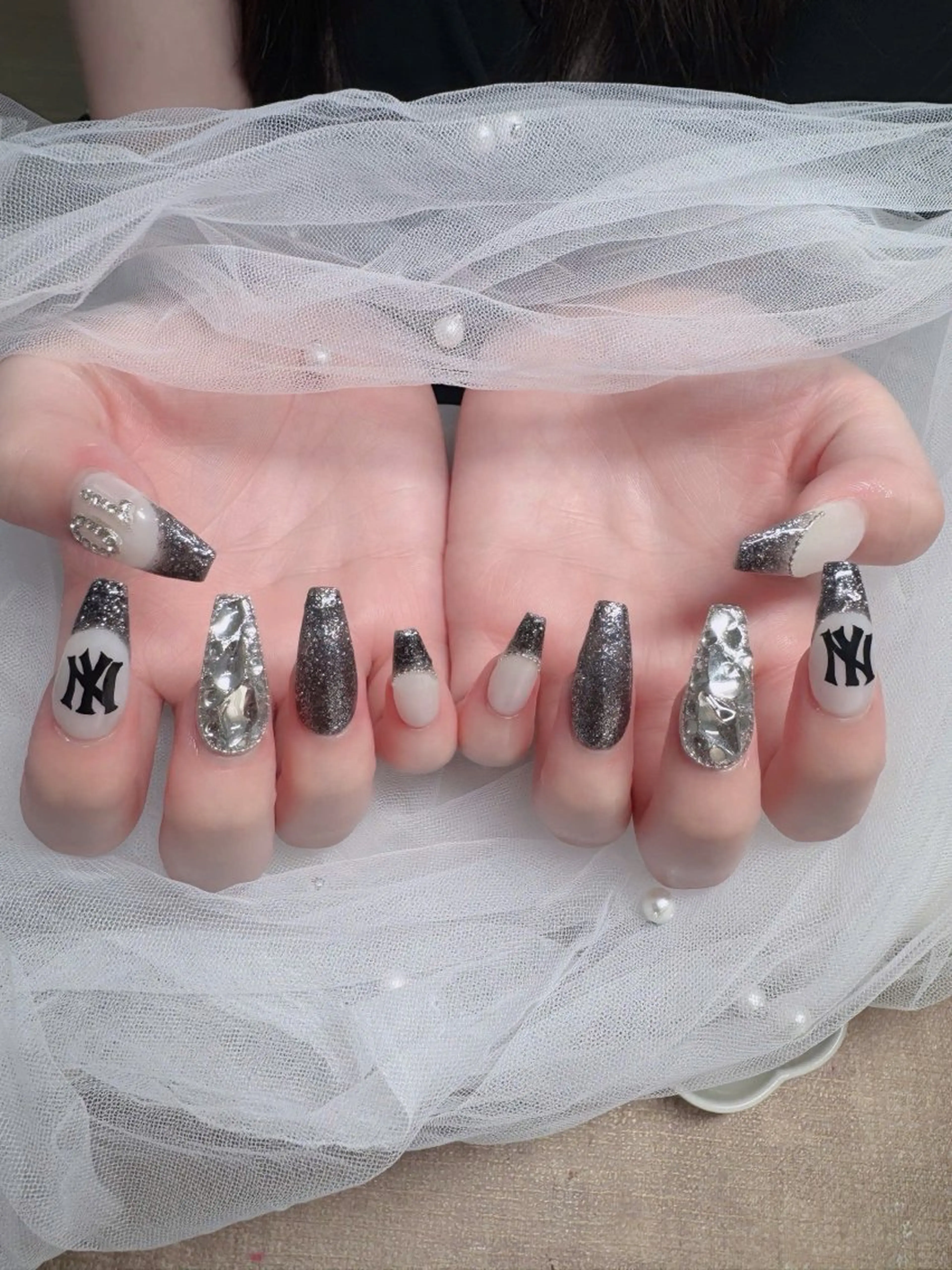 ネイル オーロラネイル フレンチネイル ジェルネイル ハロウィン 韓国ネイル ハンドネイル neco H.babynailのネイルデザイン