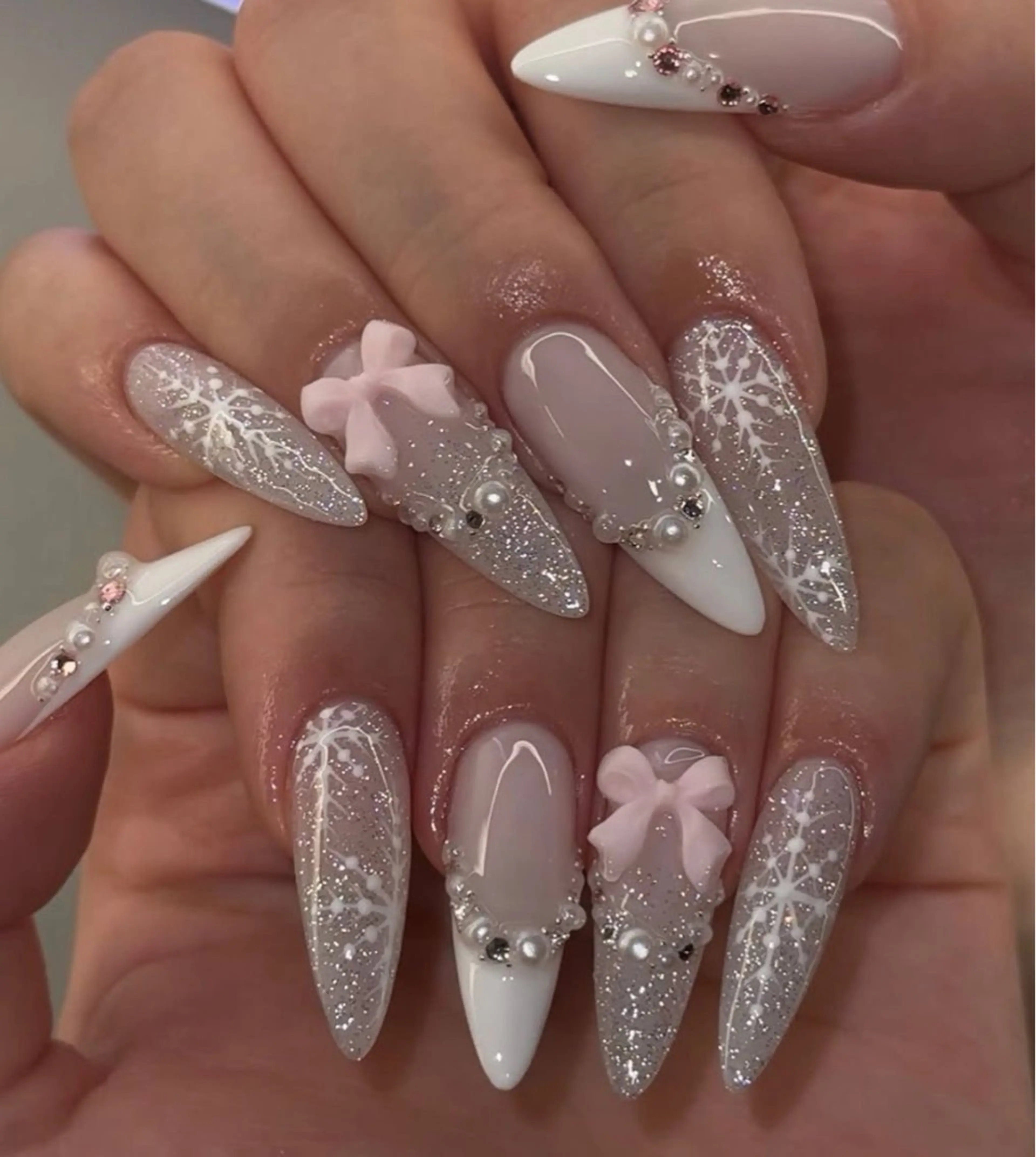 ネイル アートネイル 長さ出し ジェルネイル マグネットネイル ニュアンスネイル ハンドネイル Cloudy Chan Nailのネイルデザイン