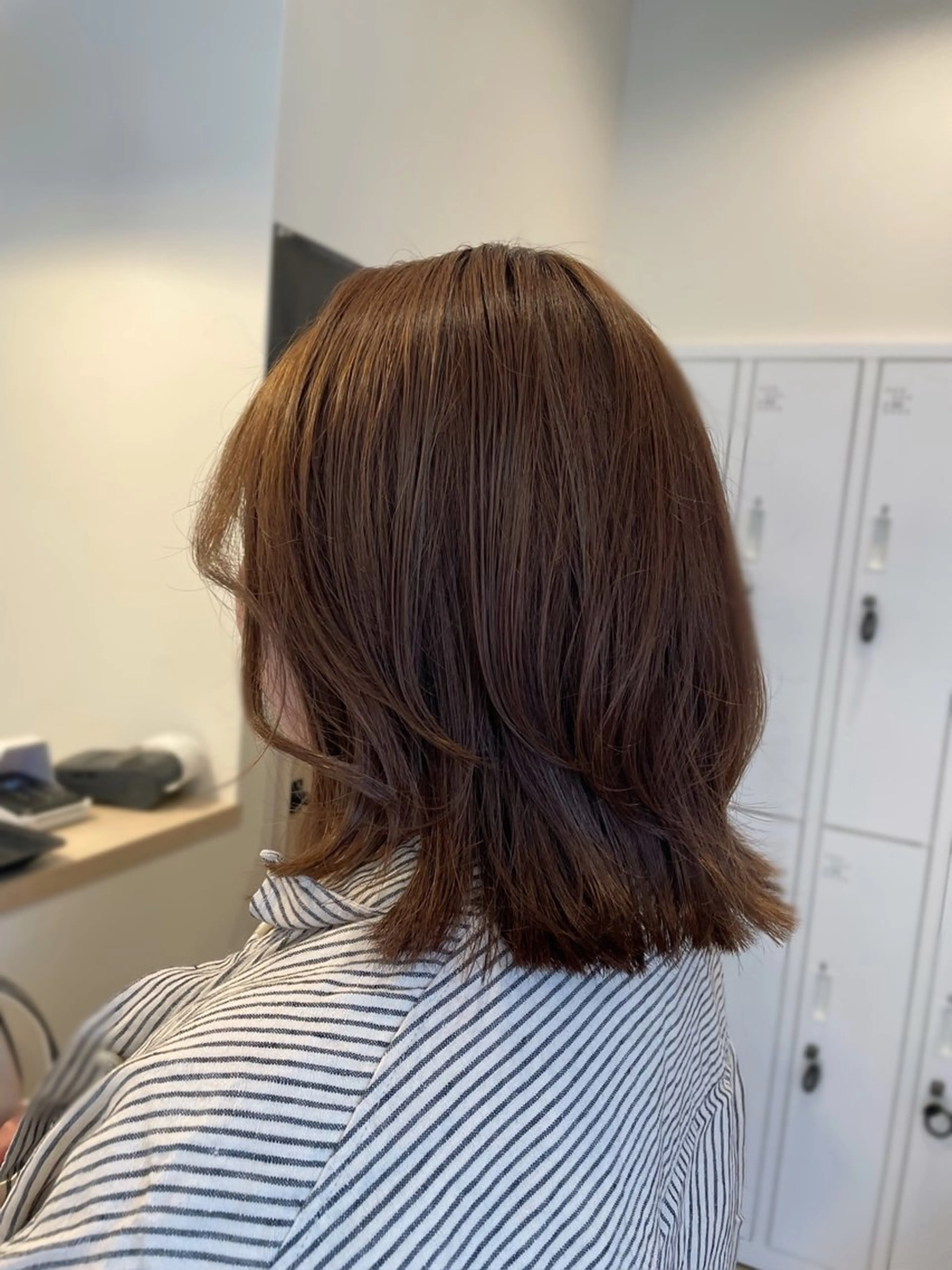 ミディアム カラー ベージュカラー ヘアカラー 小川 泉美のヘアスタイル