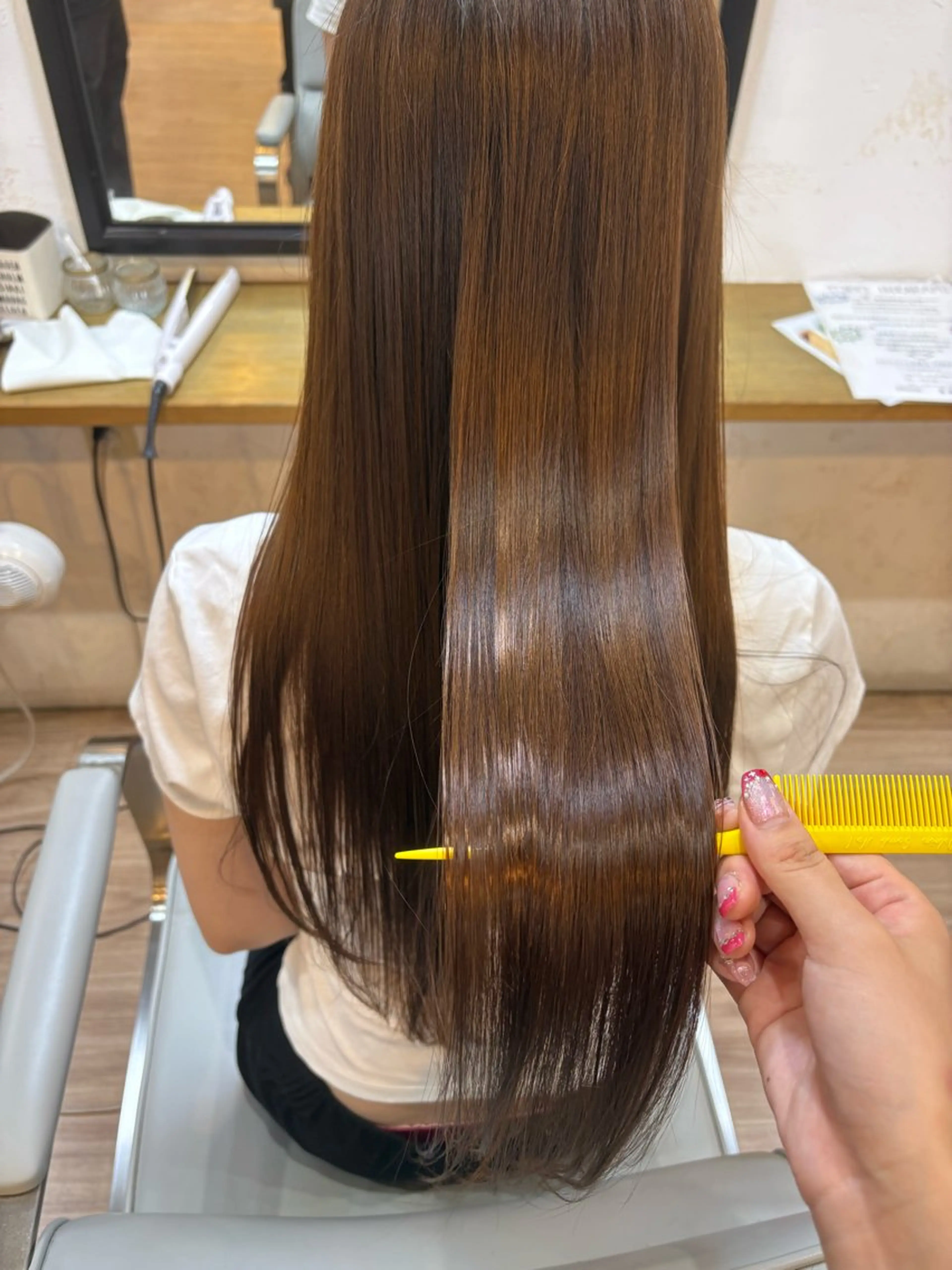 ロング ヘアカラー 韓国ヘアー🇰🇷 MIWAのヘアスタイル