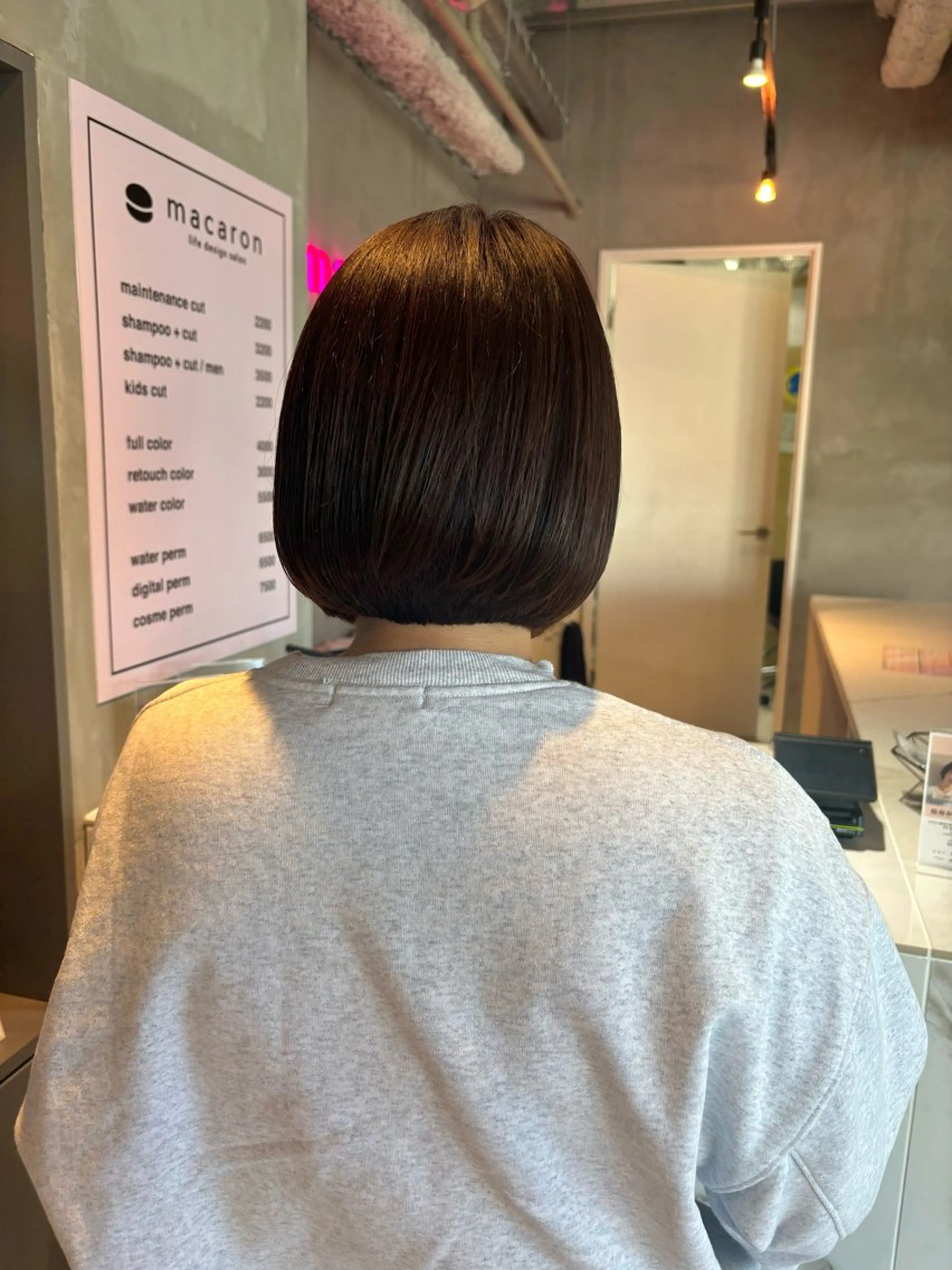 ショート ボブ カット ヘアカラー 伊藤 優花のヘアスタイル