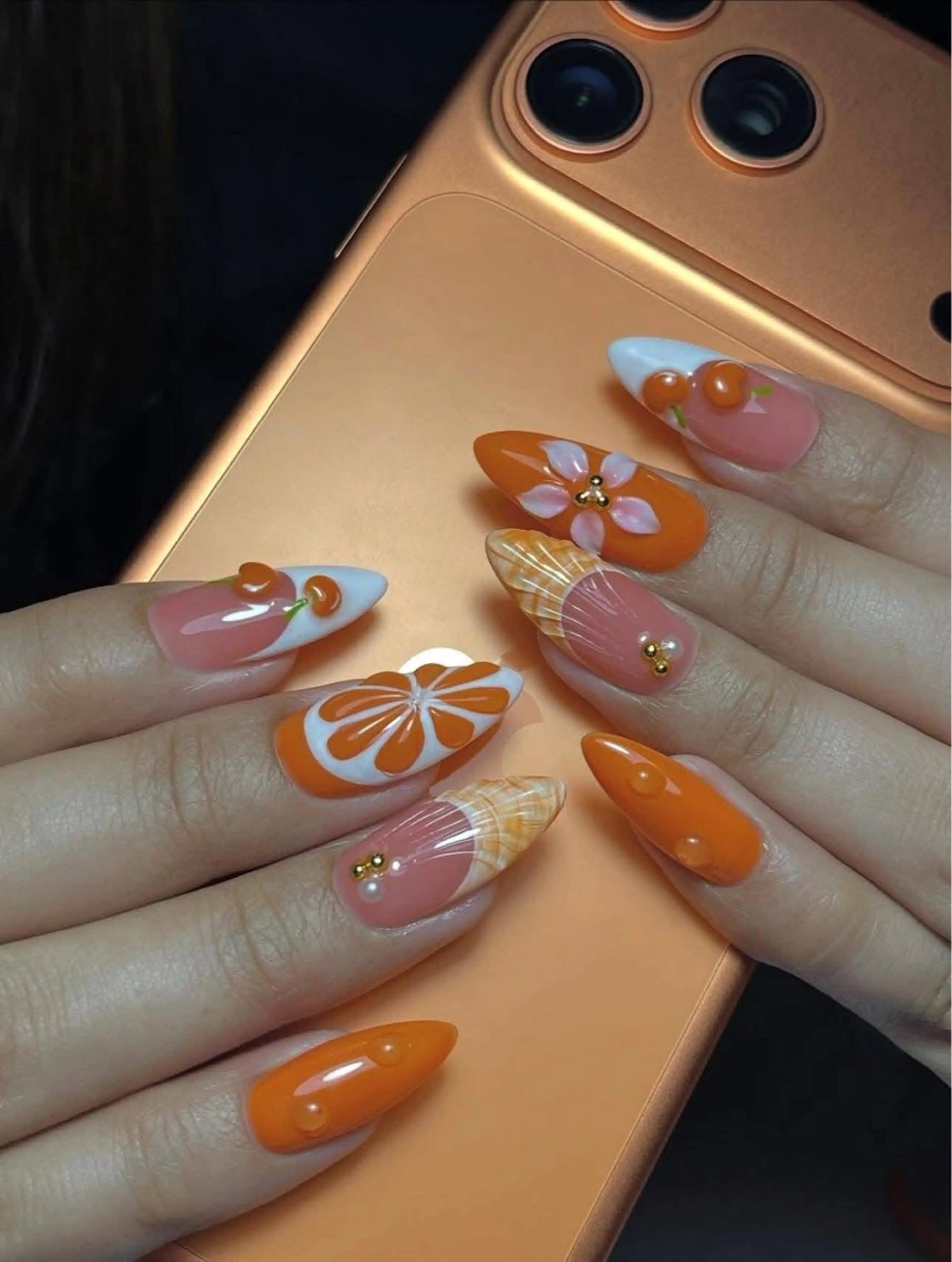 ネイル ハンドネイル いちご ちゃんのネイルデザイン