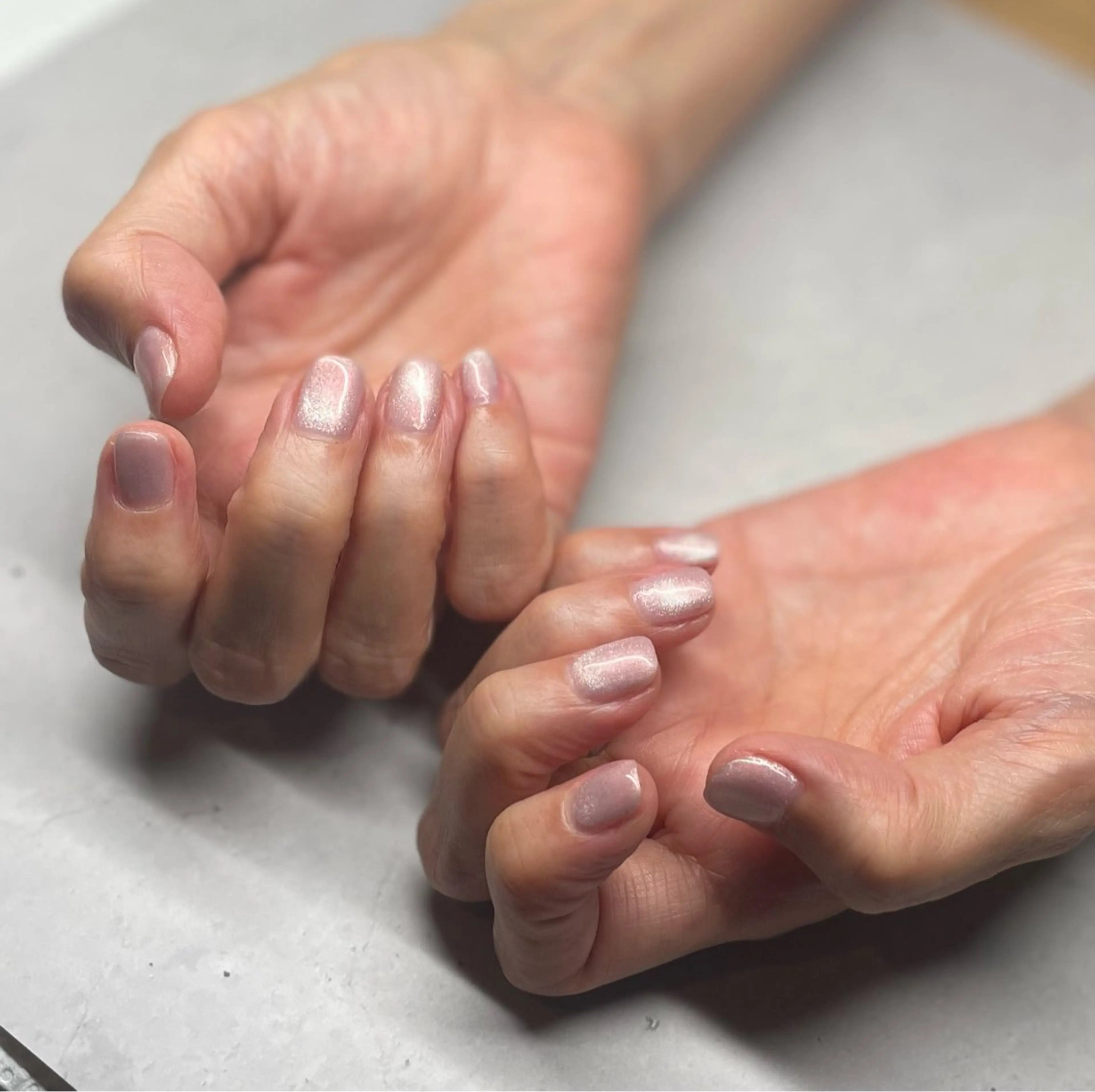 ネイル キラキラネイル マグネットネイル ミラーネイル ピンク ハンドネイル ネイル&ケア Kブランシュのネイルデザイン