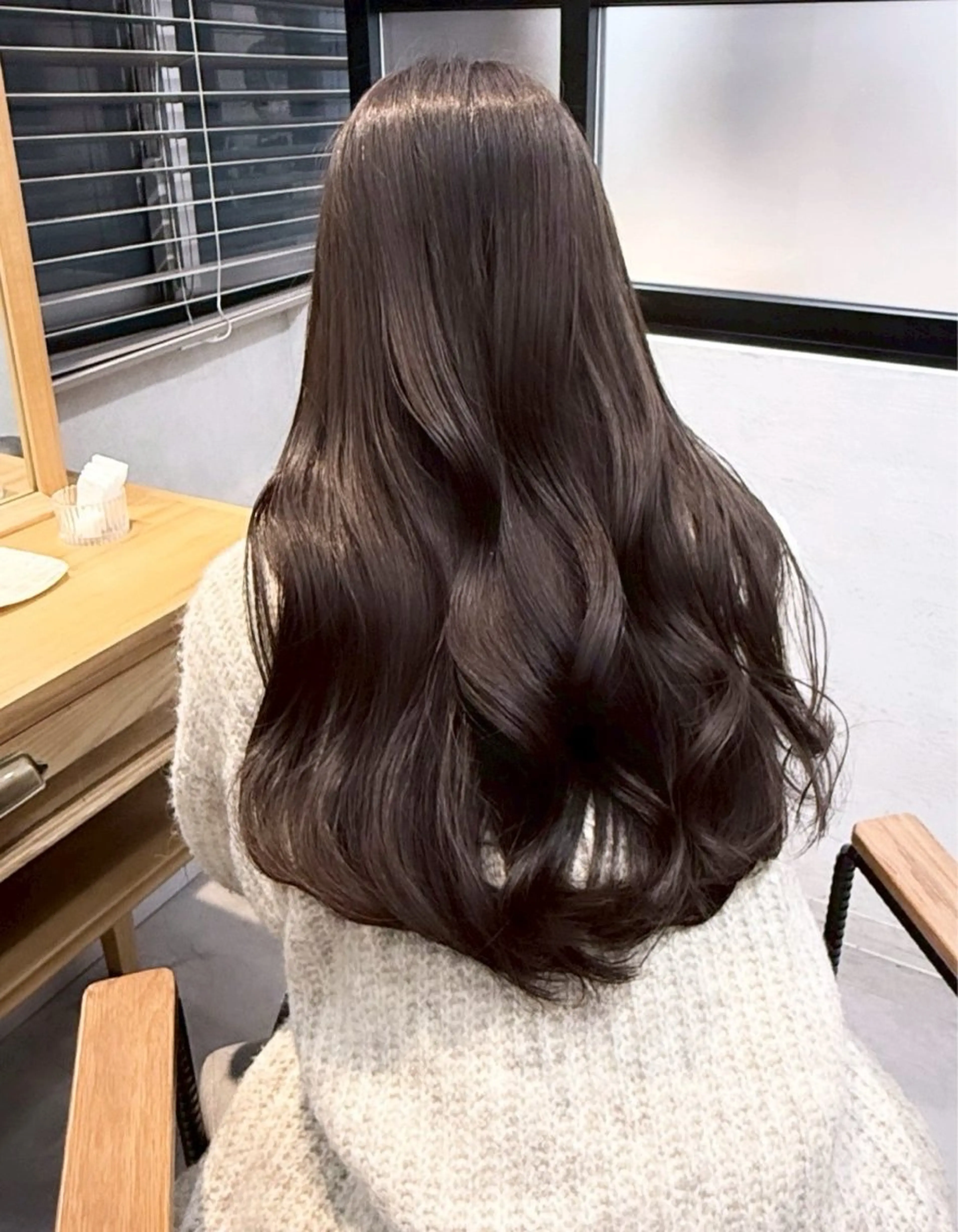 【高透明感コース◎】カット+透明感フルカラー+クイックトリートメントの写真