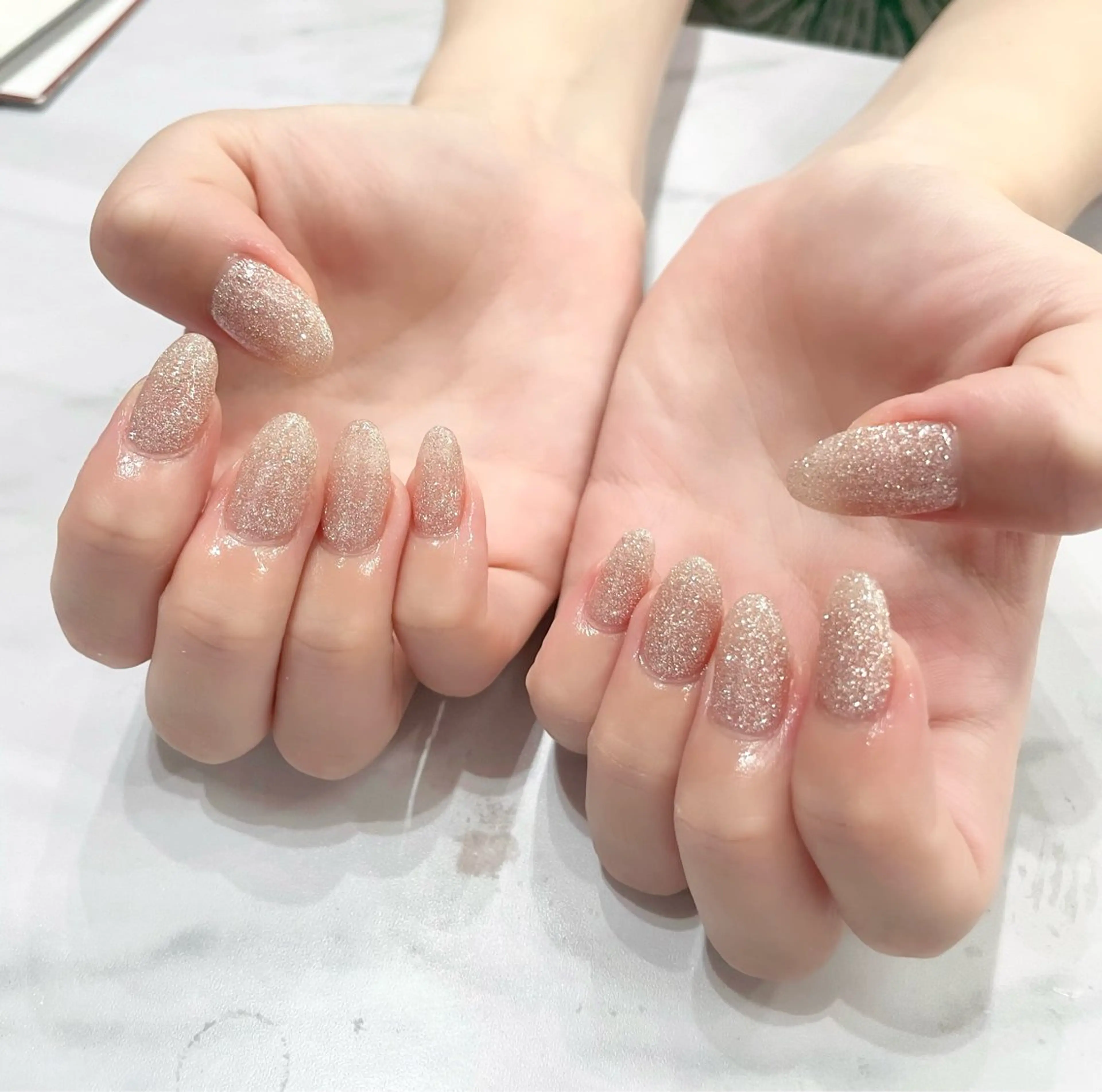 ネイル ネイルサロンエーナインイオンモール苗穂店所属・Fuse ioriのネイルデザイン