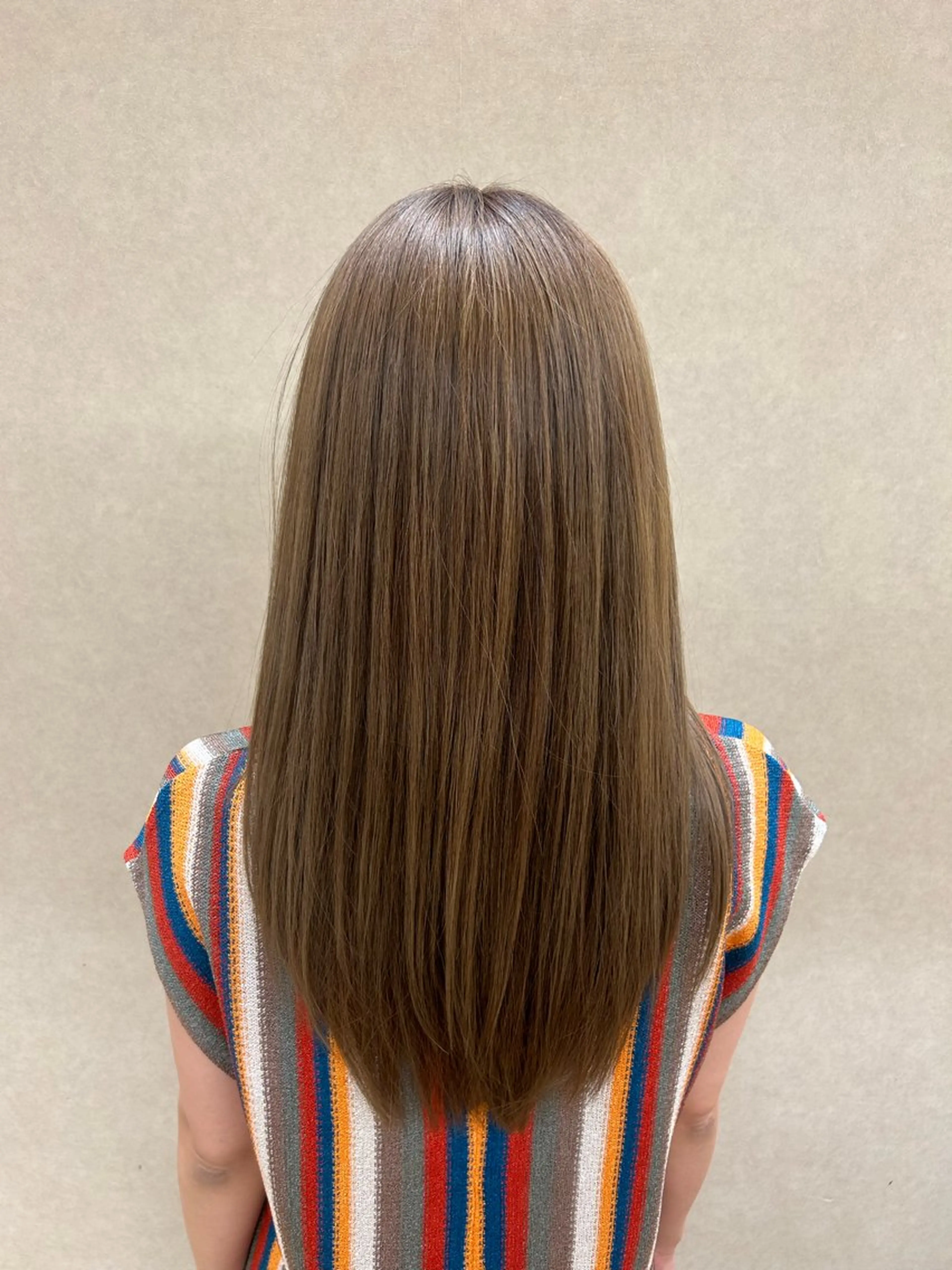 カラー 艶カラー🫧/ 板倉かなみのヘアスタイル