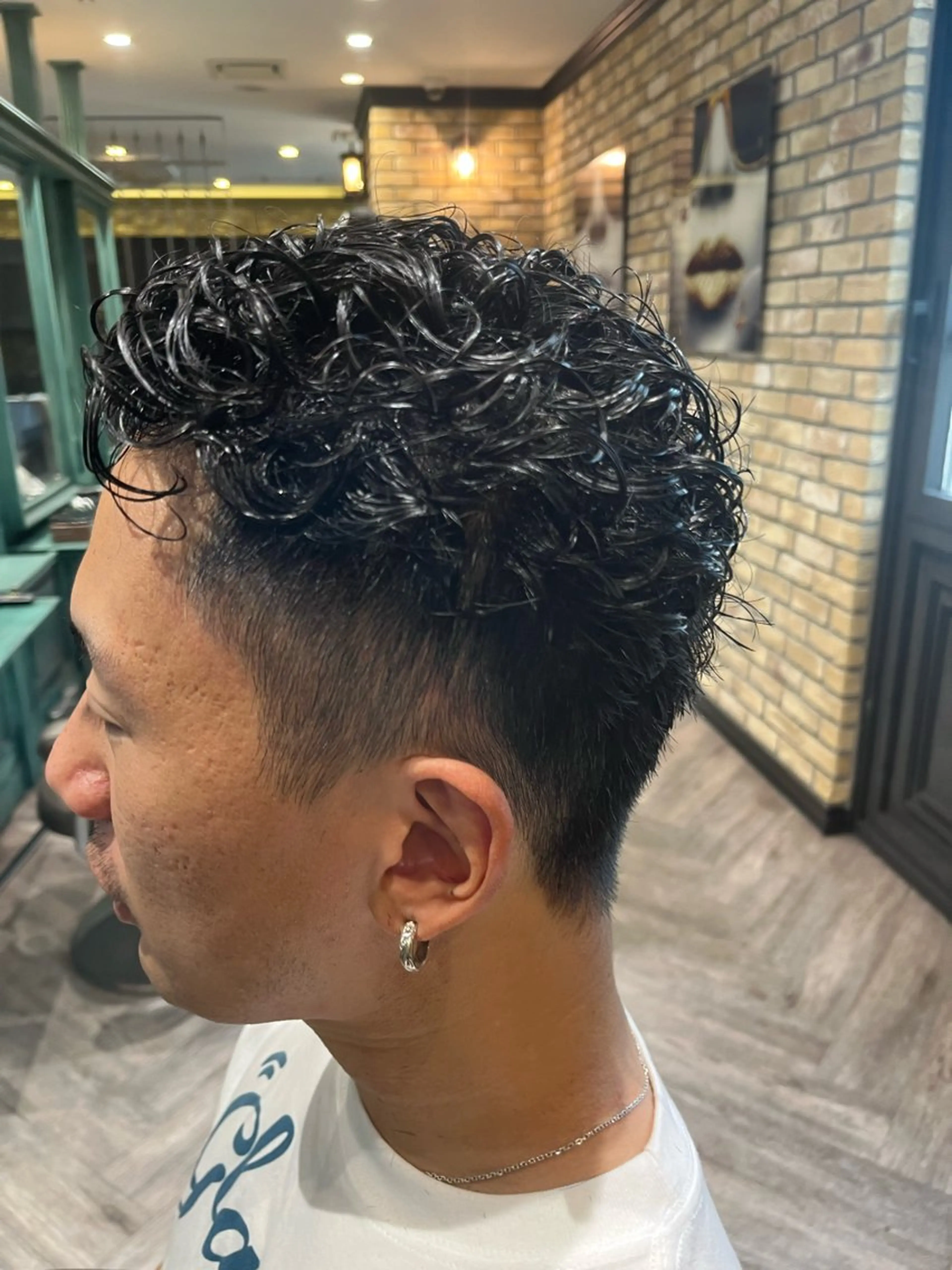 ショート パーマ メンズ フェードカット メンズパーマ カット パーマ トリートメント Monan渋谷 YUUKIのヘアスタイル