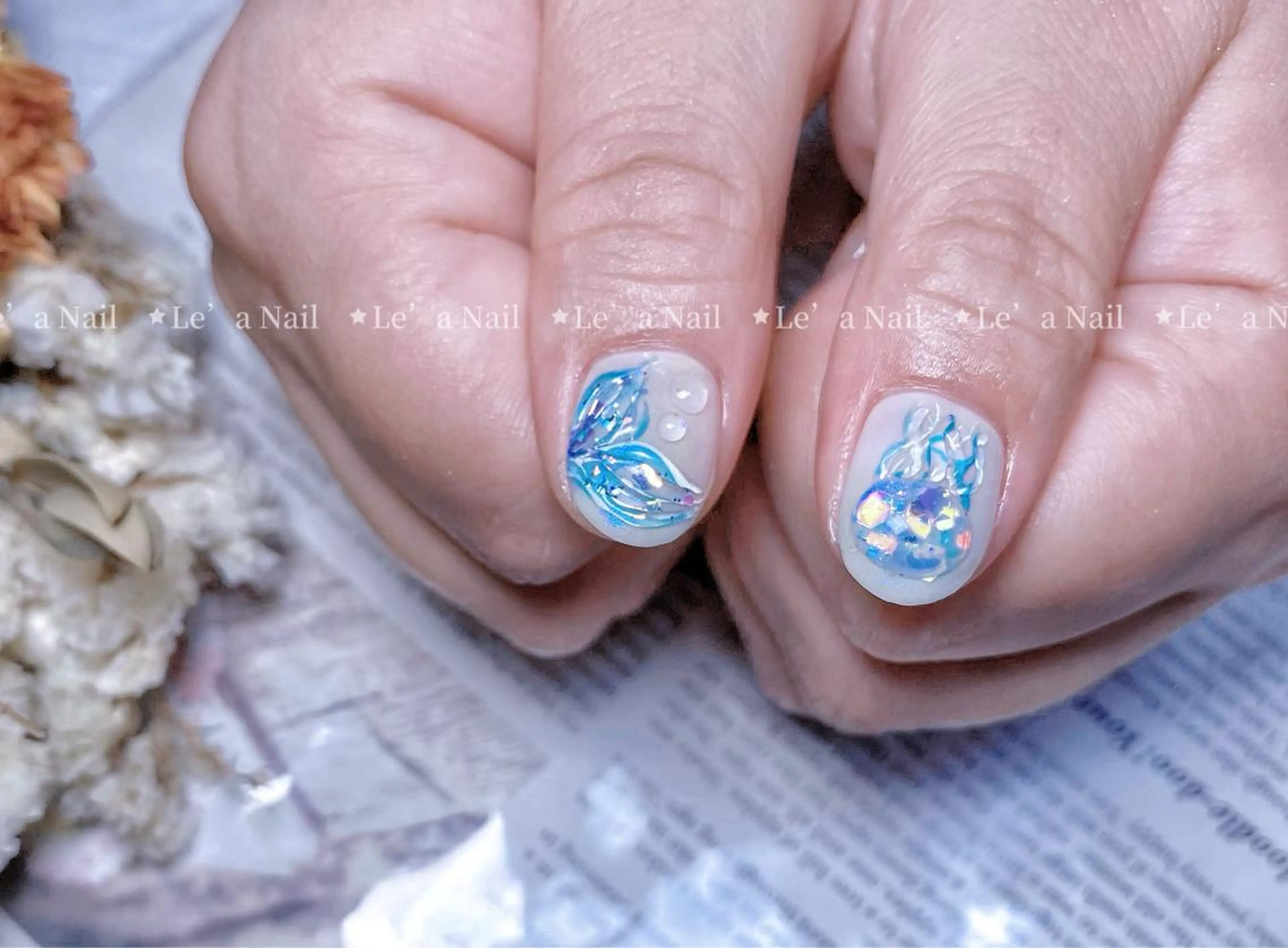 ミディアム カラー ネイル Le’a NailSalonのネイルデザイン