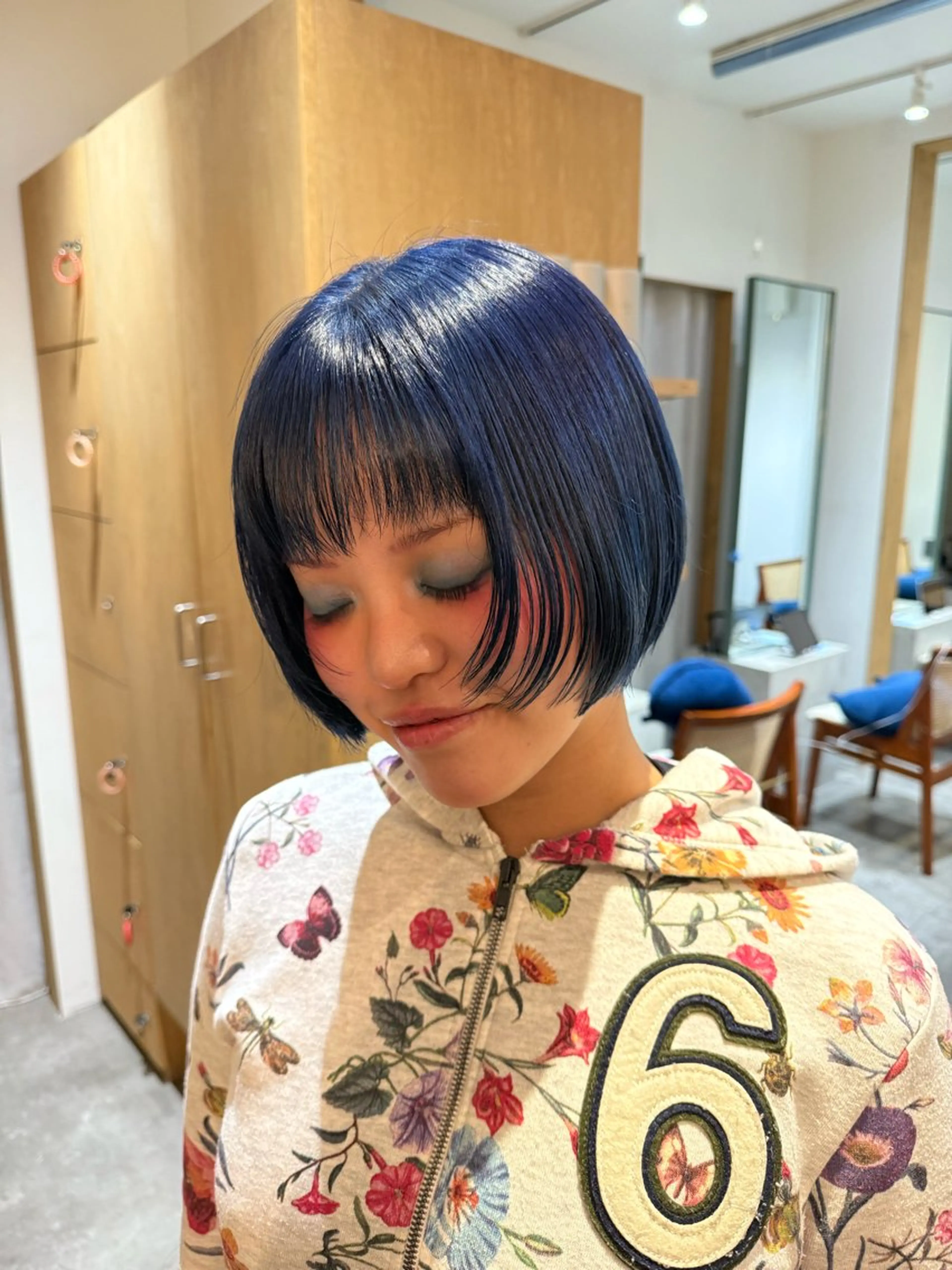 🍔1ブリーチ＋オンカラー(シャンプー・トリートメント)🌮(リタッチ可)の写真