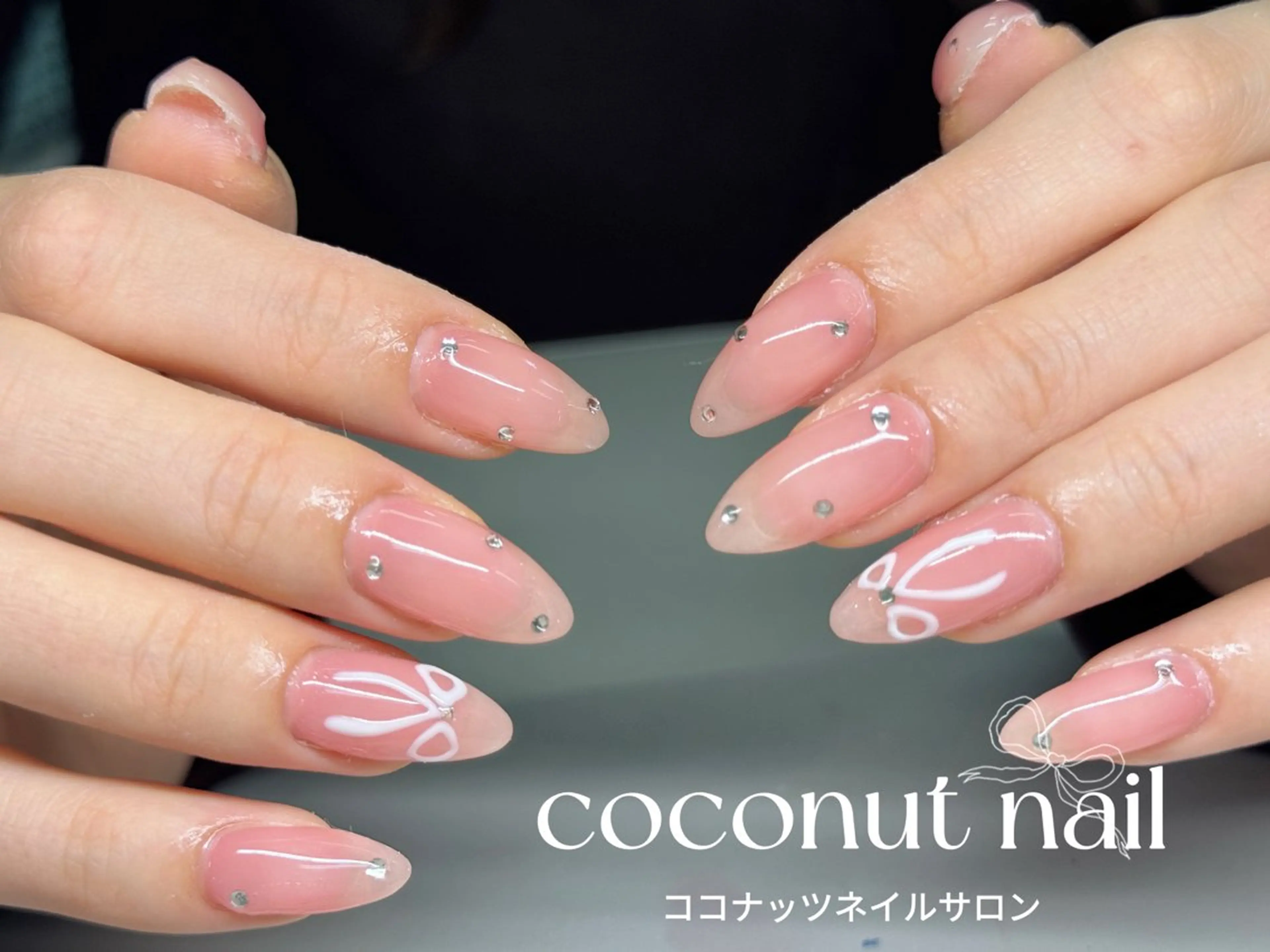 ネイル べっ甲ネイル フレンチネイル キラキラネイル マグネットネイル 大理石ネイル(マーブル) ハンドネイル 神田 ココナッツのネイルデザイン