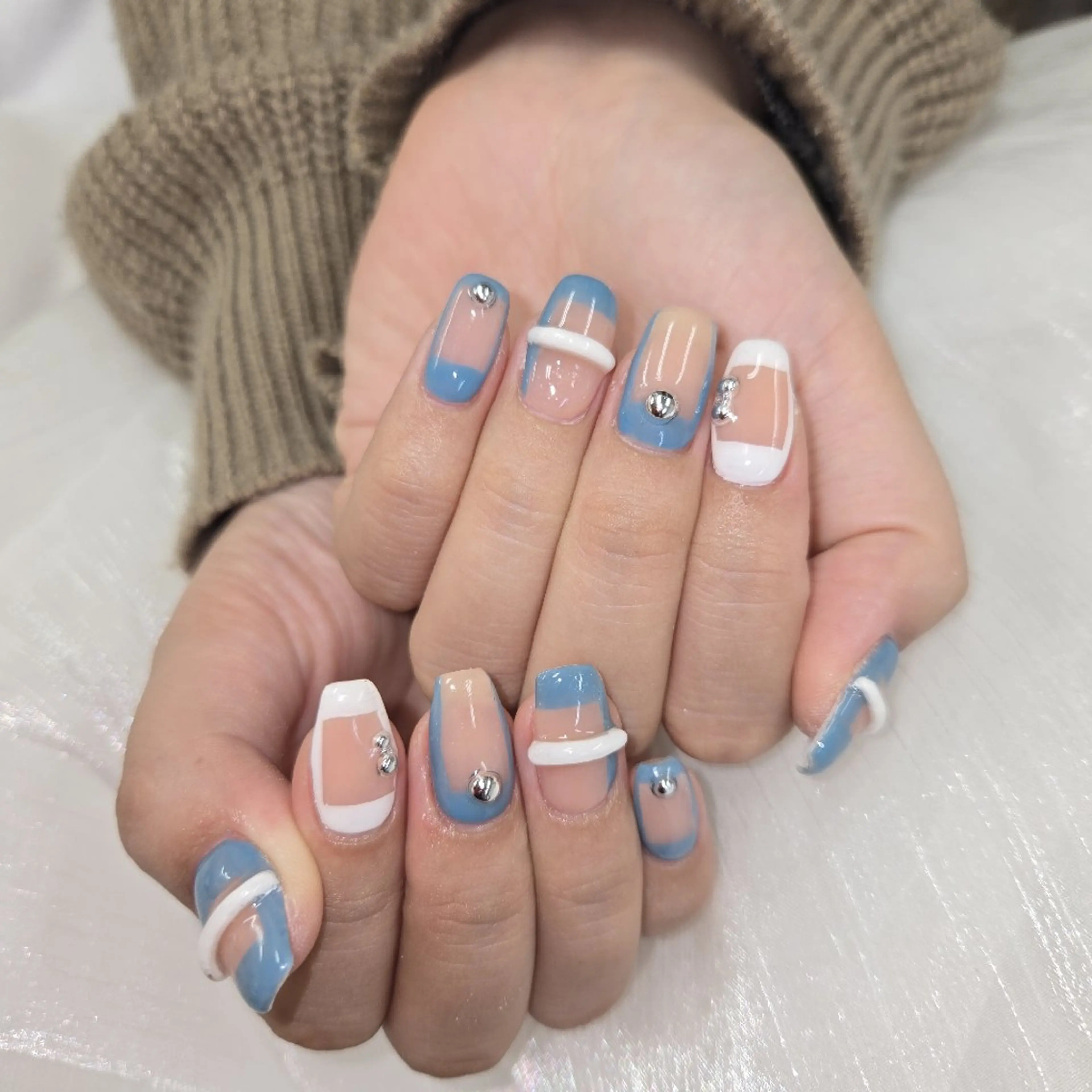 ネイル ニュアンスネイル ハンドネイル スカルプ指名No.1 河野　雑誌掲載サロンのネイルデザイン