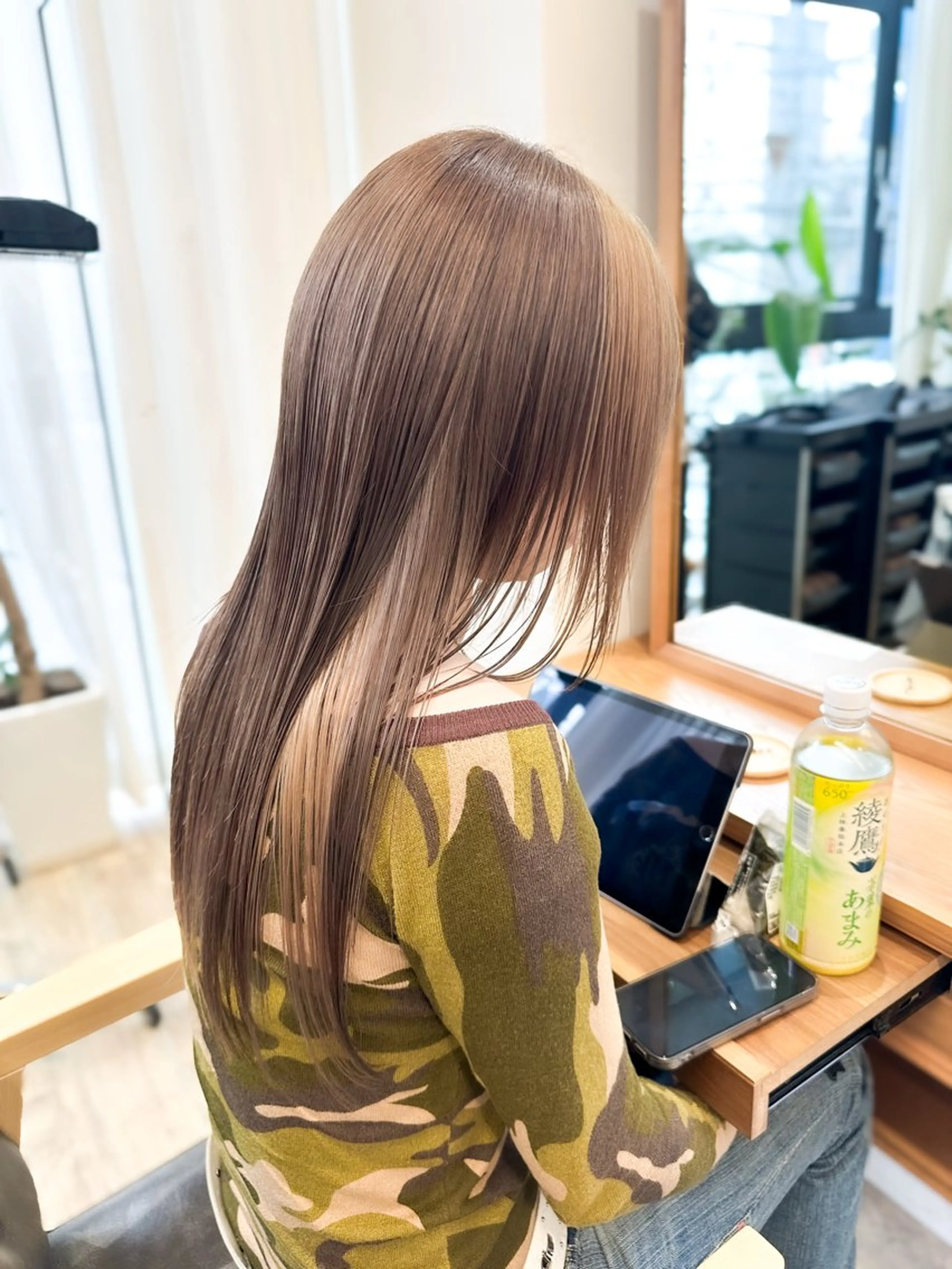 ロング カラー ブリーチ インナーカラー レイヤーカット カット ヘアカラー トリートメント ブリーチカラー🔥 パーマ【佐々木凌平】のヘアスタイル
