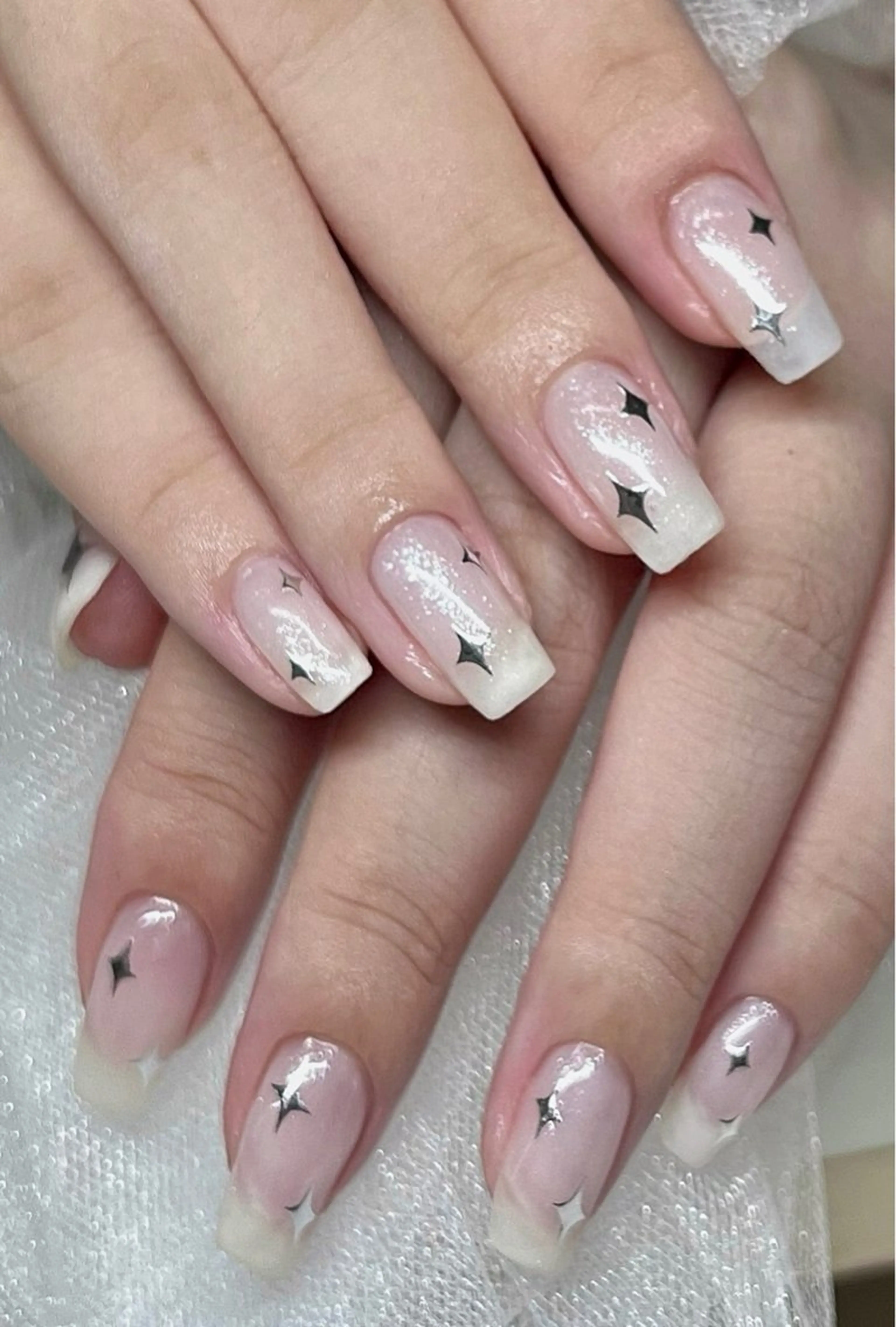 ネイル LR.ONE ヨウのネイルデザイン