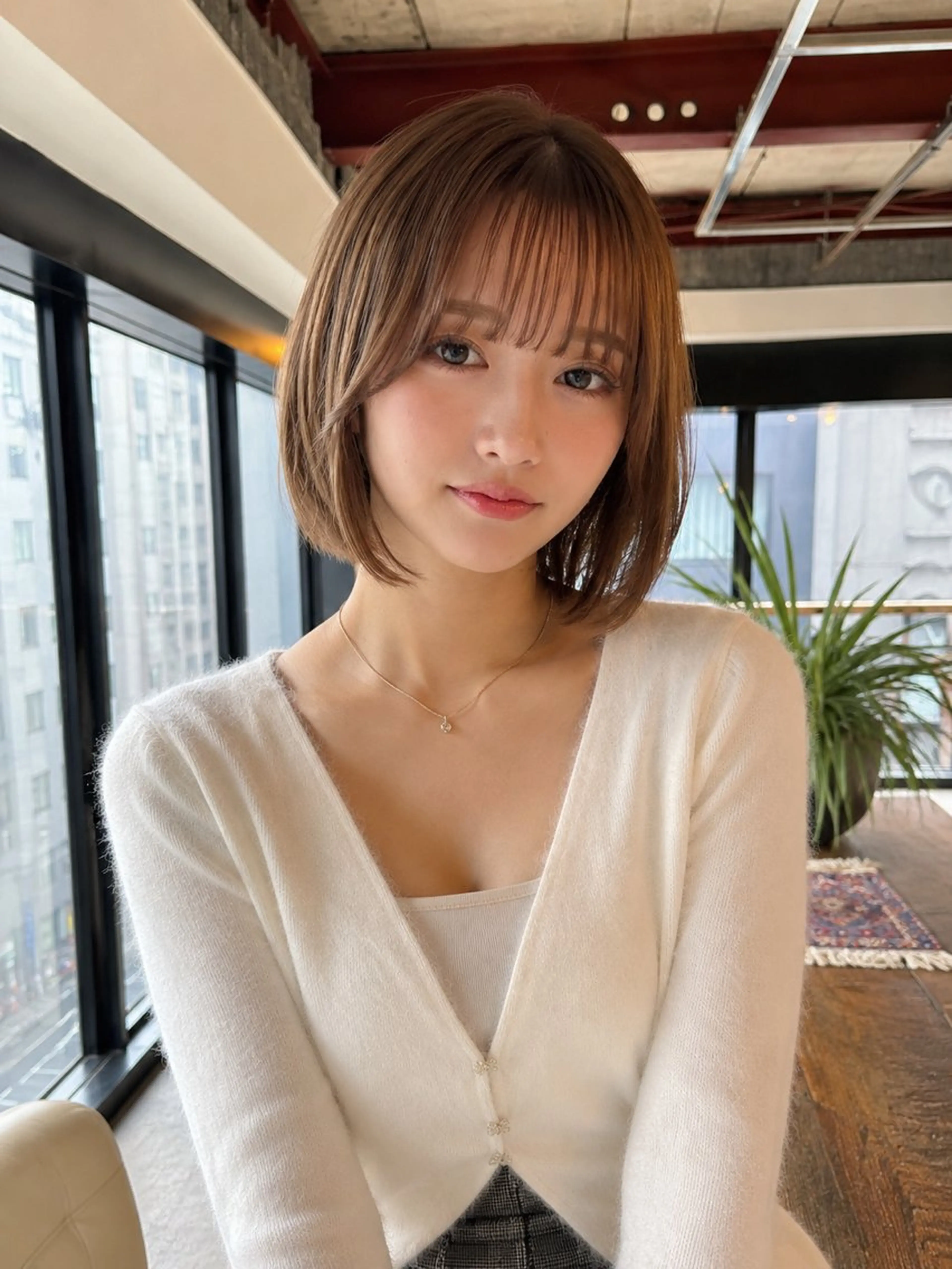 ショート カラー カット ヘアカラー トリートメント レイヤー ハイトーン/YUTOのヘアスタイル