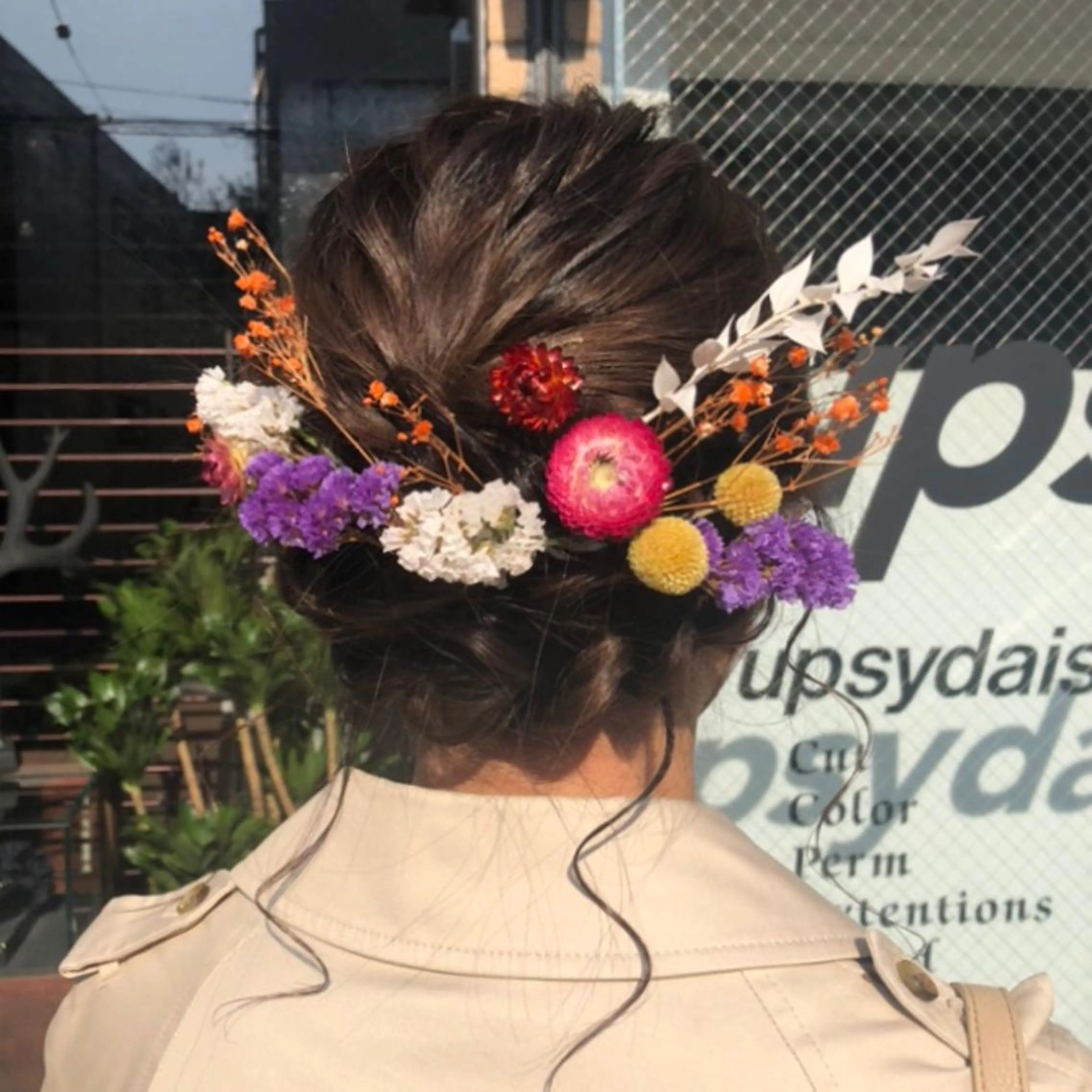 セミロング カラー パーマ ヘアアレンジ 成人式 卒業式のヘアスタイル 八巻 晴香のヘアスタイル