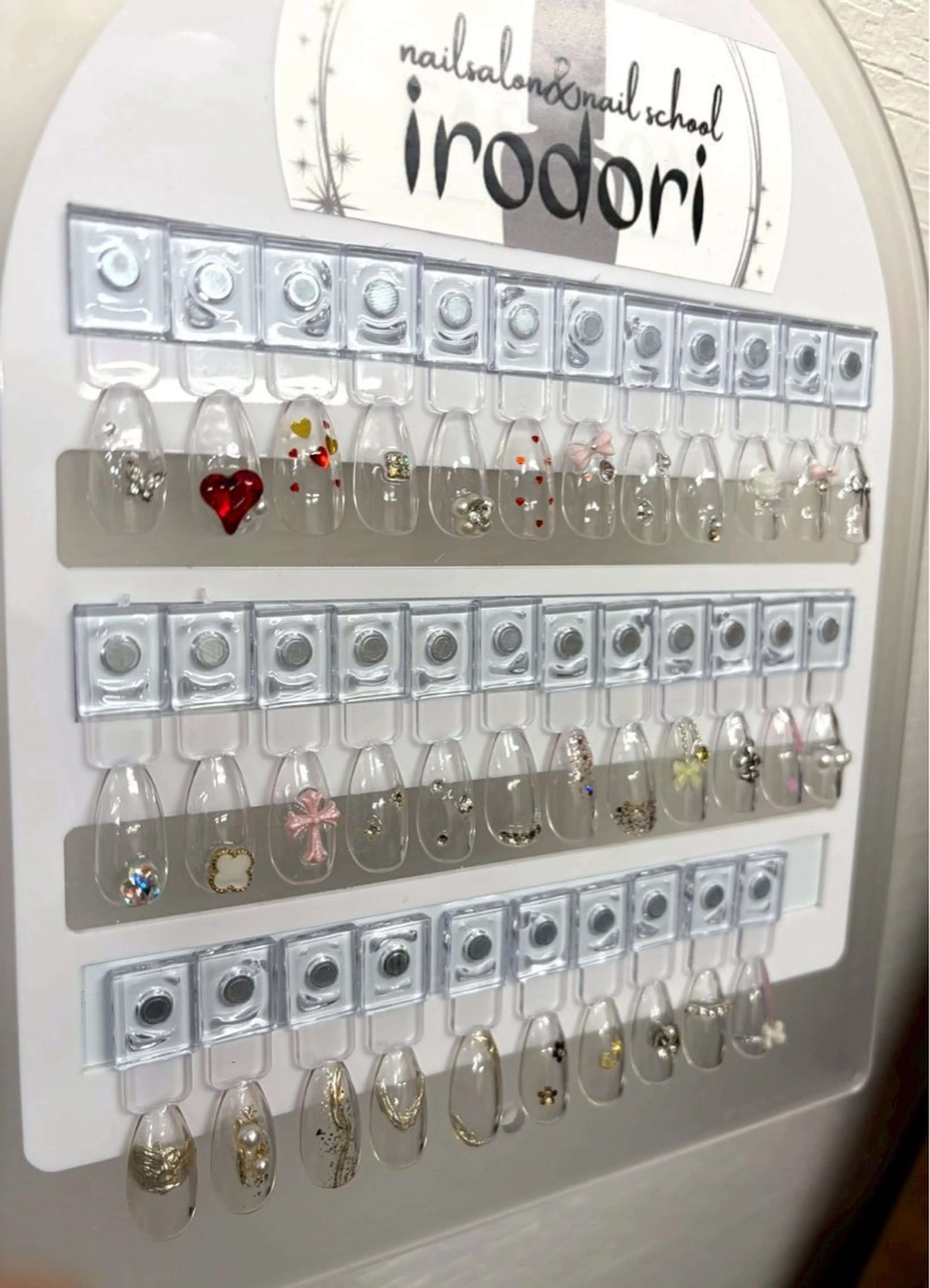 ネイル ハンドネイル miyu .のネイルデザイン