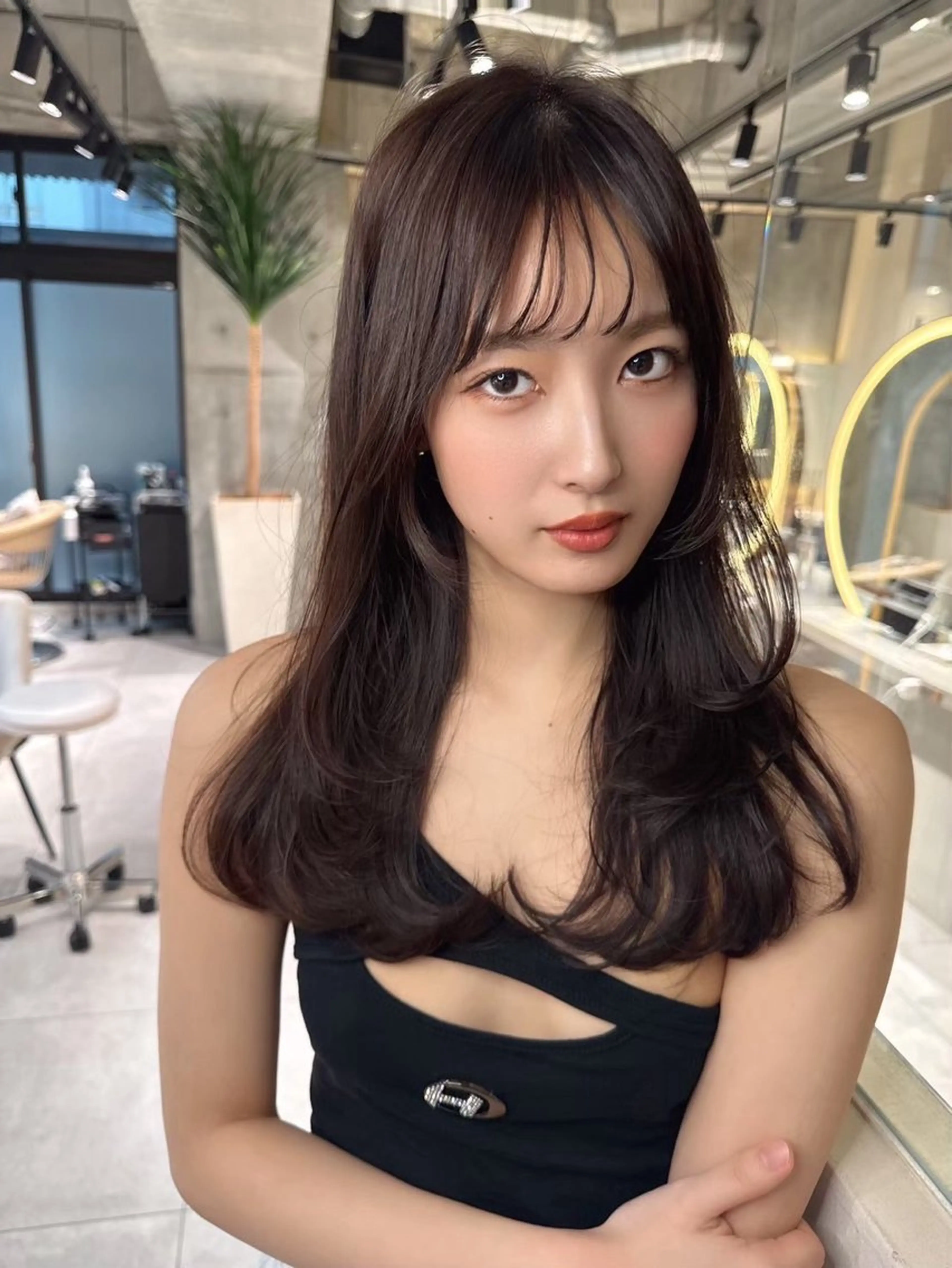 ミディアム カラー ミディアムレイヤー 透明感カラー ボブ 顔まわりレイヤー 韓国風ヘア 【博多髪質改善】 吉村　清志のヘアスタイル