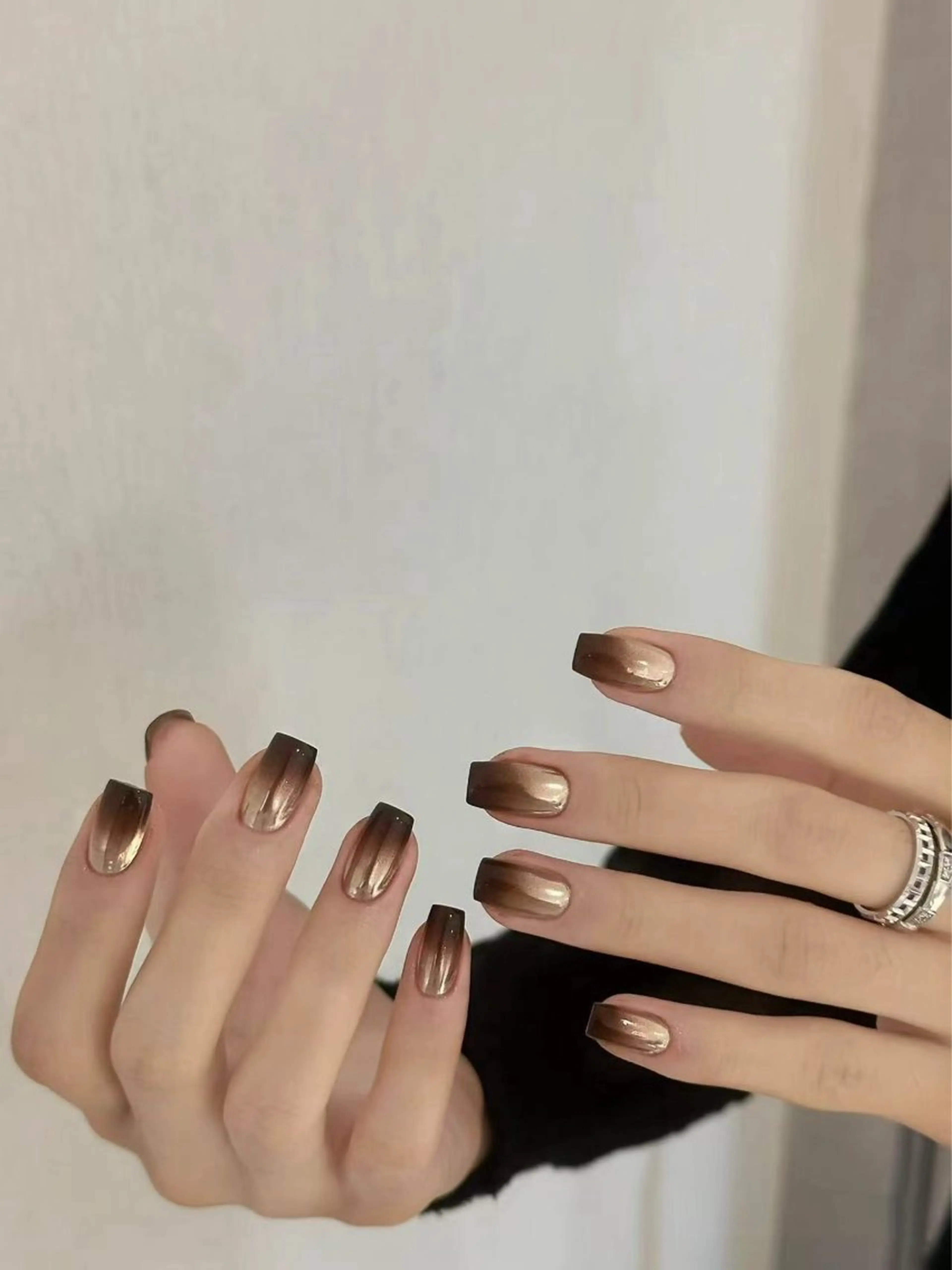 ネイル ニュアンスネイル オフィスネイル ハンドネイル Emily Garden 六本木のネイルデザイン