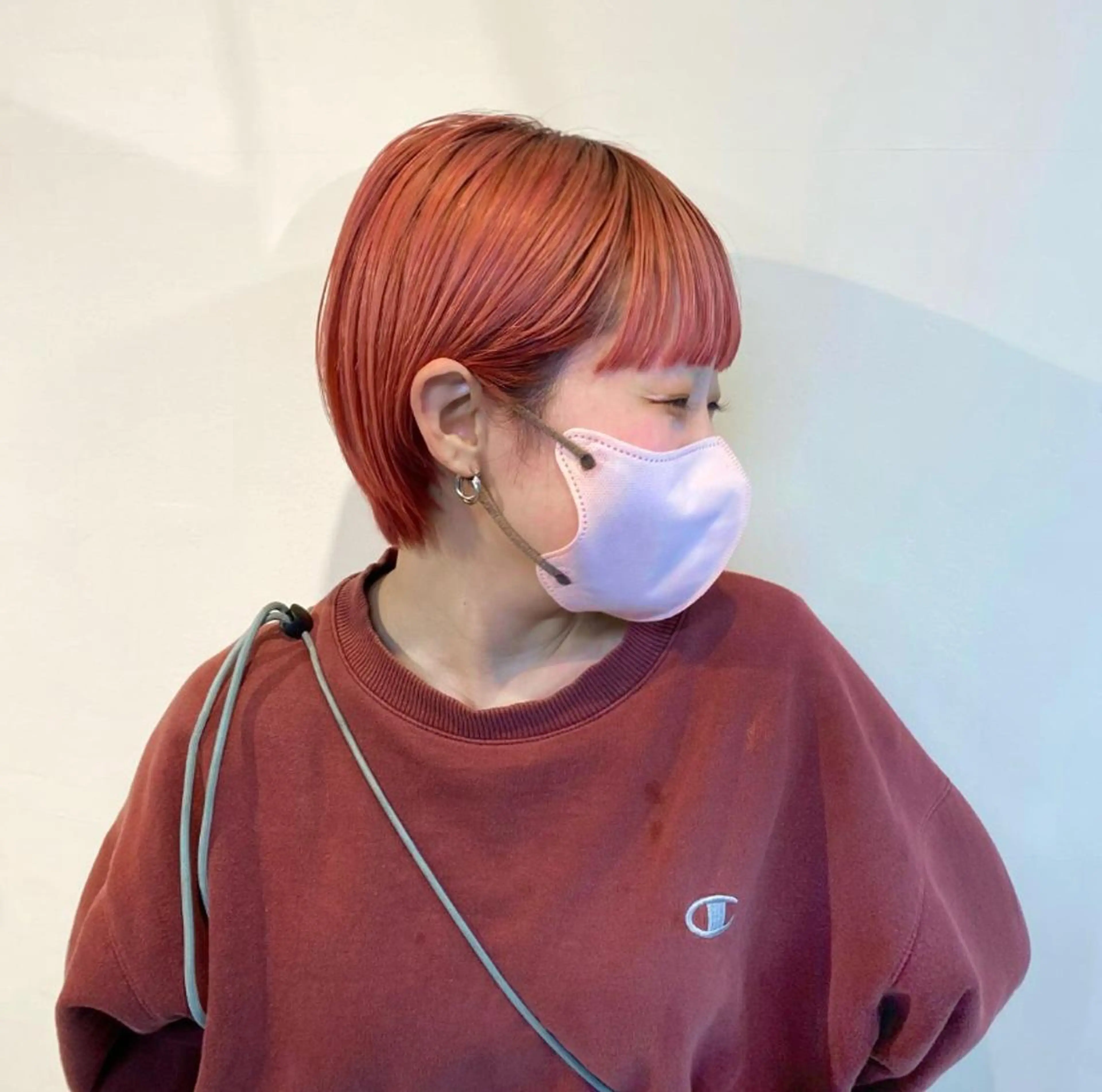 ショート カラー レイヤー/ボブ/透明 感カラー/佐藤奈由のヘアスタイル