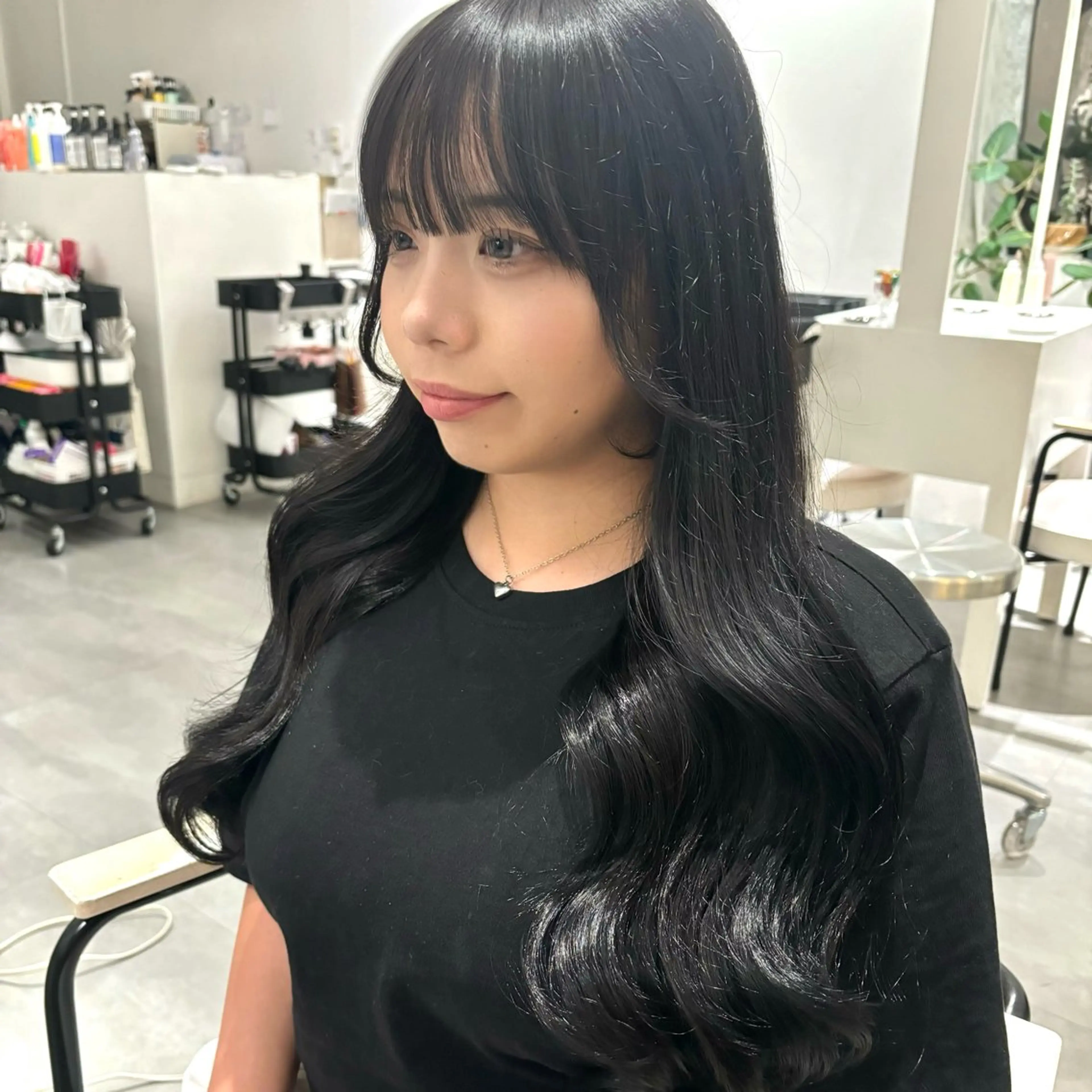 ロング ケアカラー 美容室ORIKA AI レイヤーカットのヘアスタイル