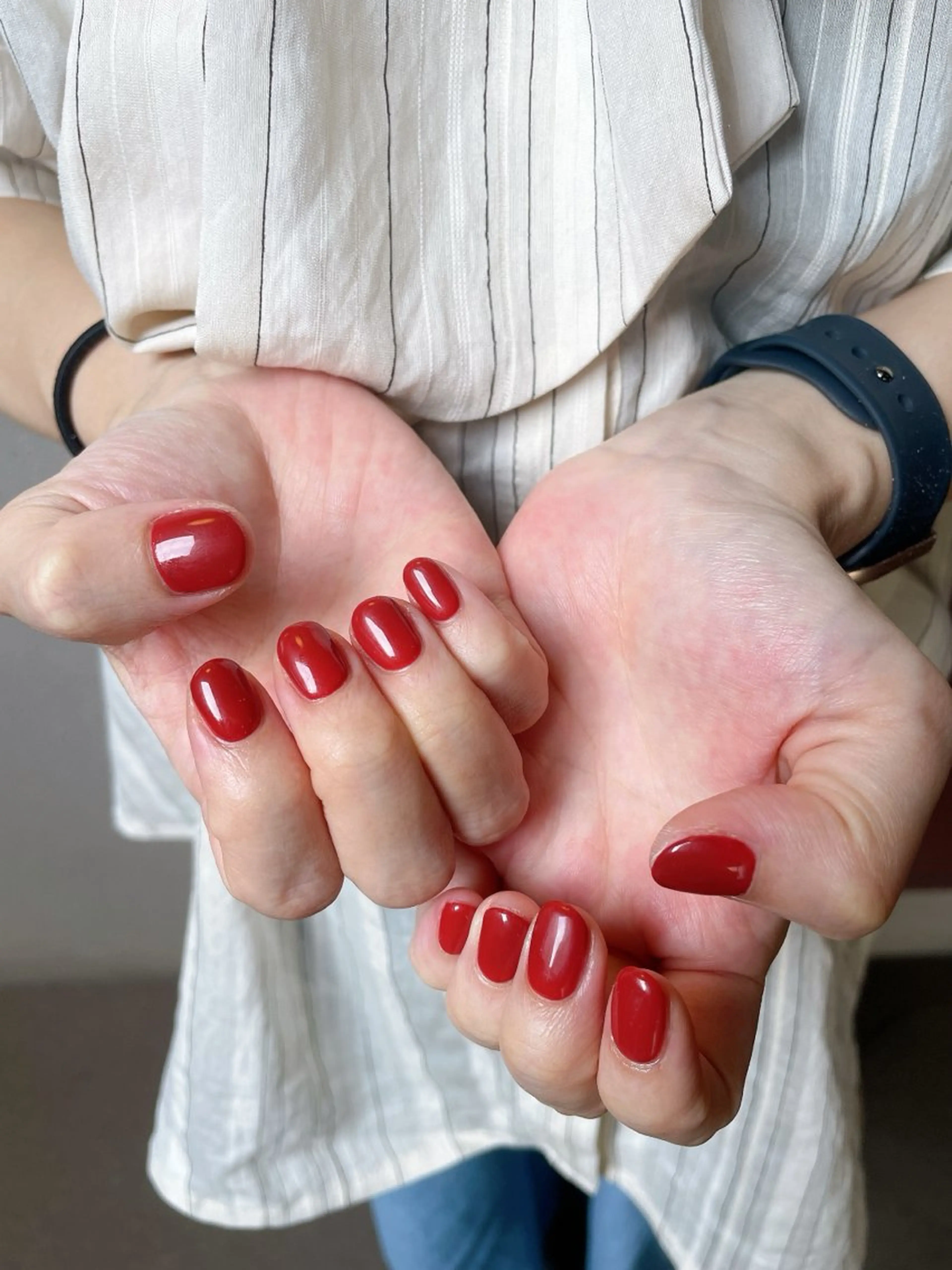 ネイル フットネイル ジェルネイル ワンカラーネイル パラジェル 冬ネイル kiki nail &brow二子玉川の眉毛・アイブロウイメージ