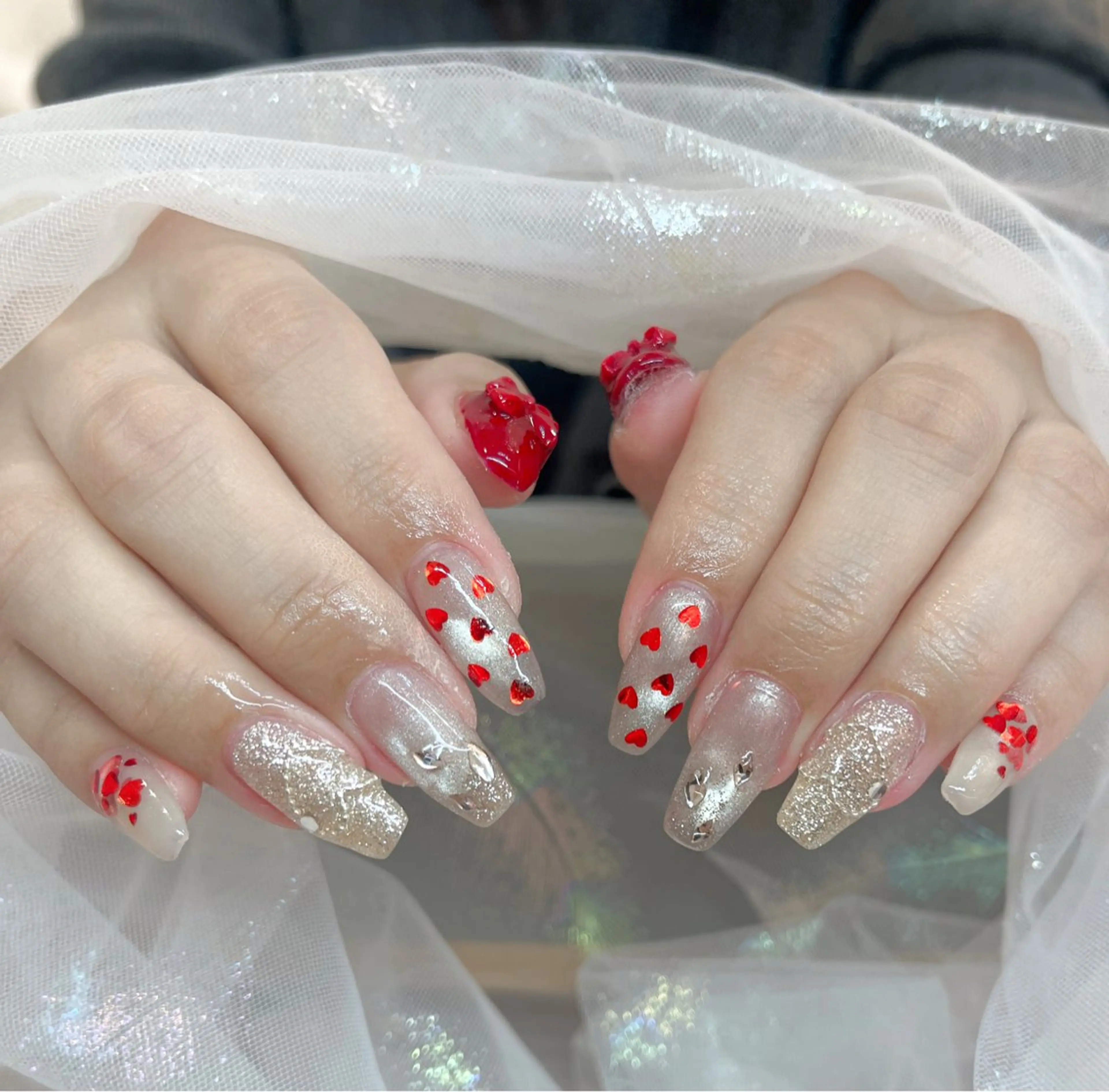 ネイル フレンチネイル 韓国ネイル マグネットネイル マグネットフレンチ ニュアンスネイル anela 仁香のネイルデザイン