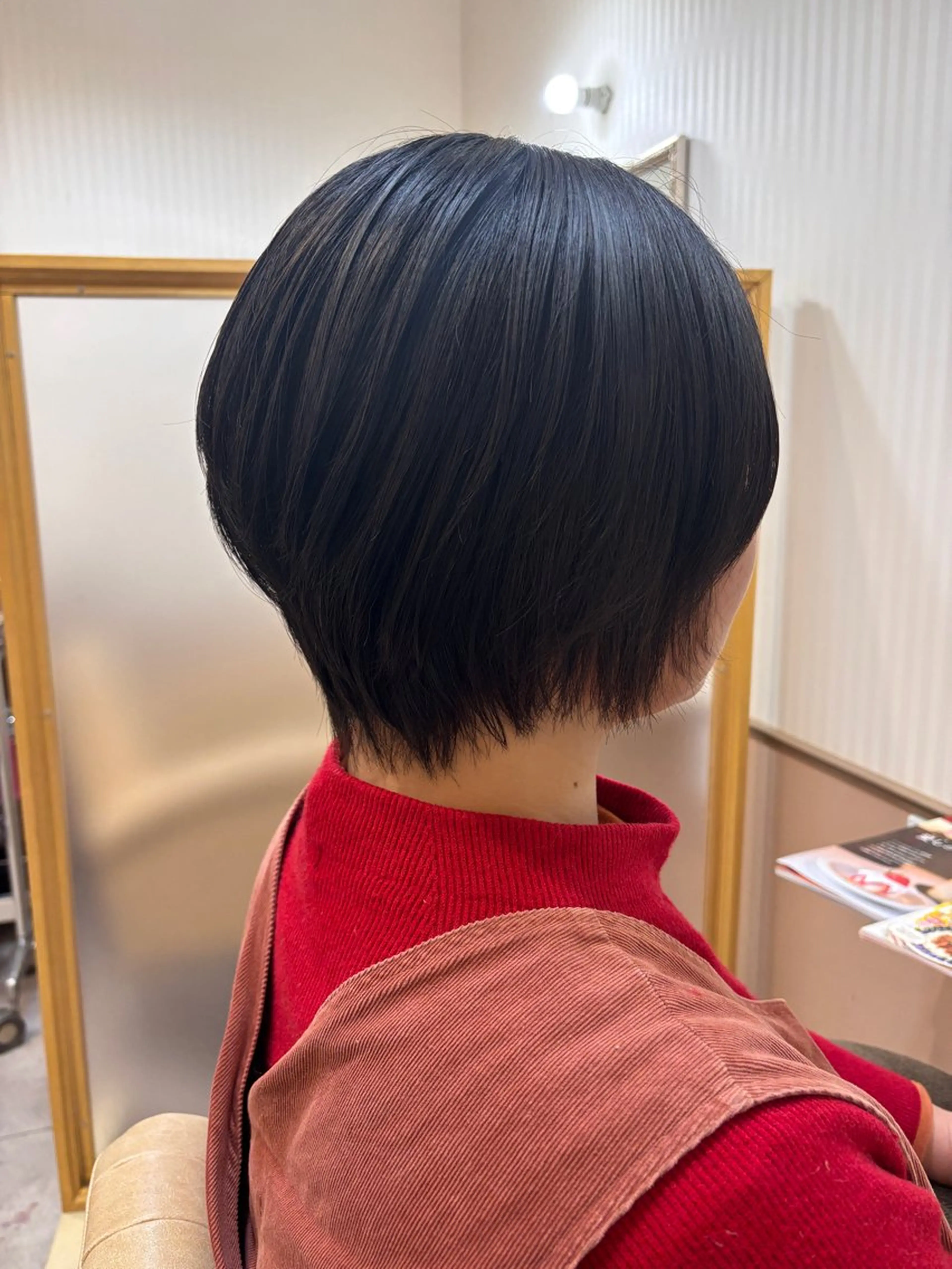 ショート シンセティックヘアデザイン所属・吉井 愛のヘアスタイル