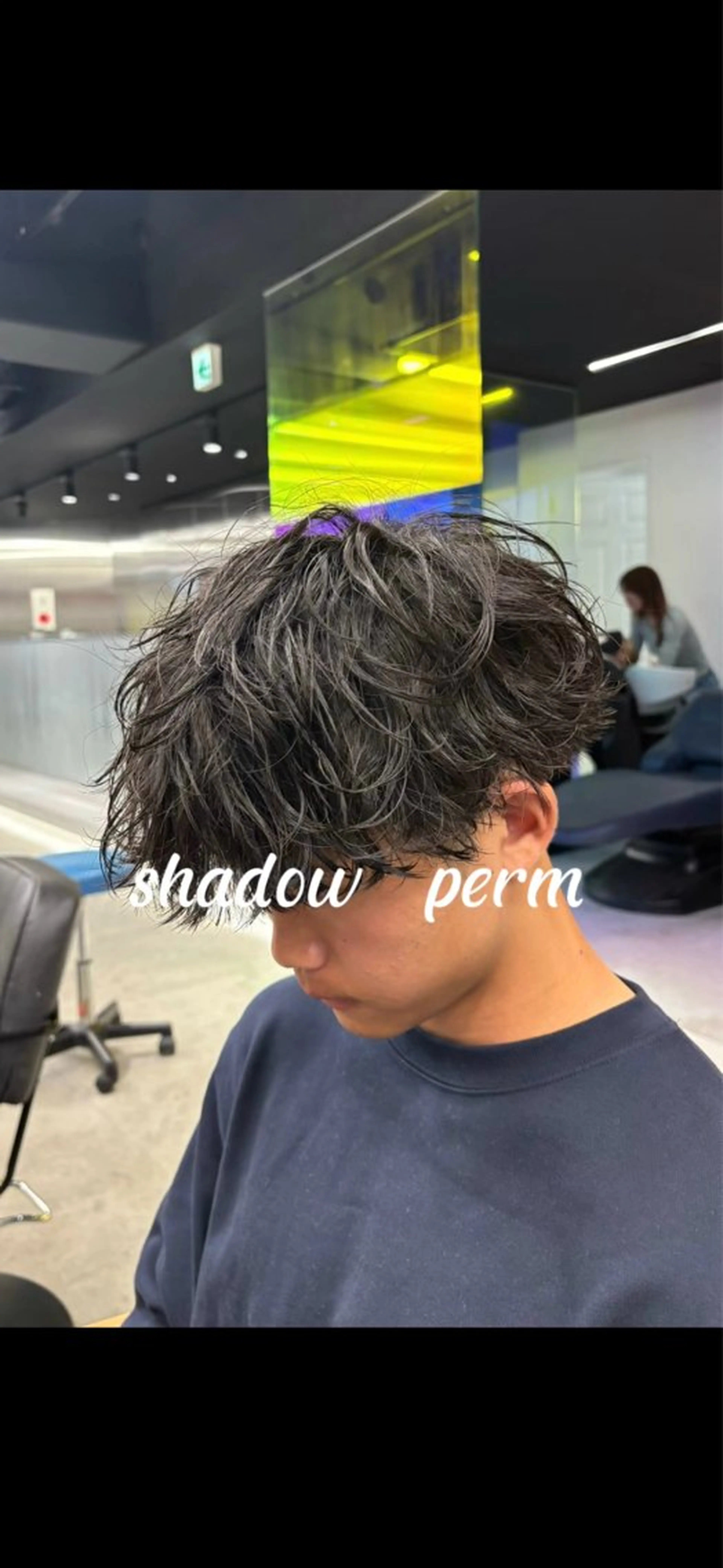 ショート パーマ メンズ メンズパーマ プードルパーマ 学生（メンズ向け） スパイキーショート 波巻きパーマ カット パーマ シャドウパーマ/ ルーズパーマ/メンズのヘアスタイル