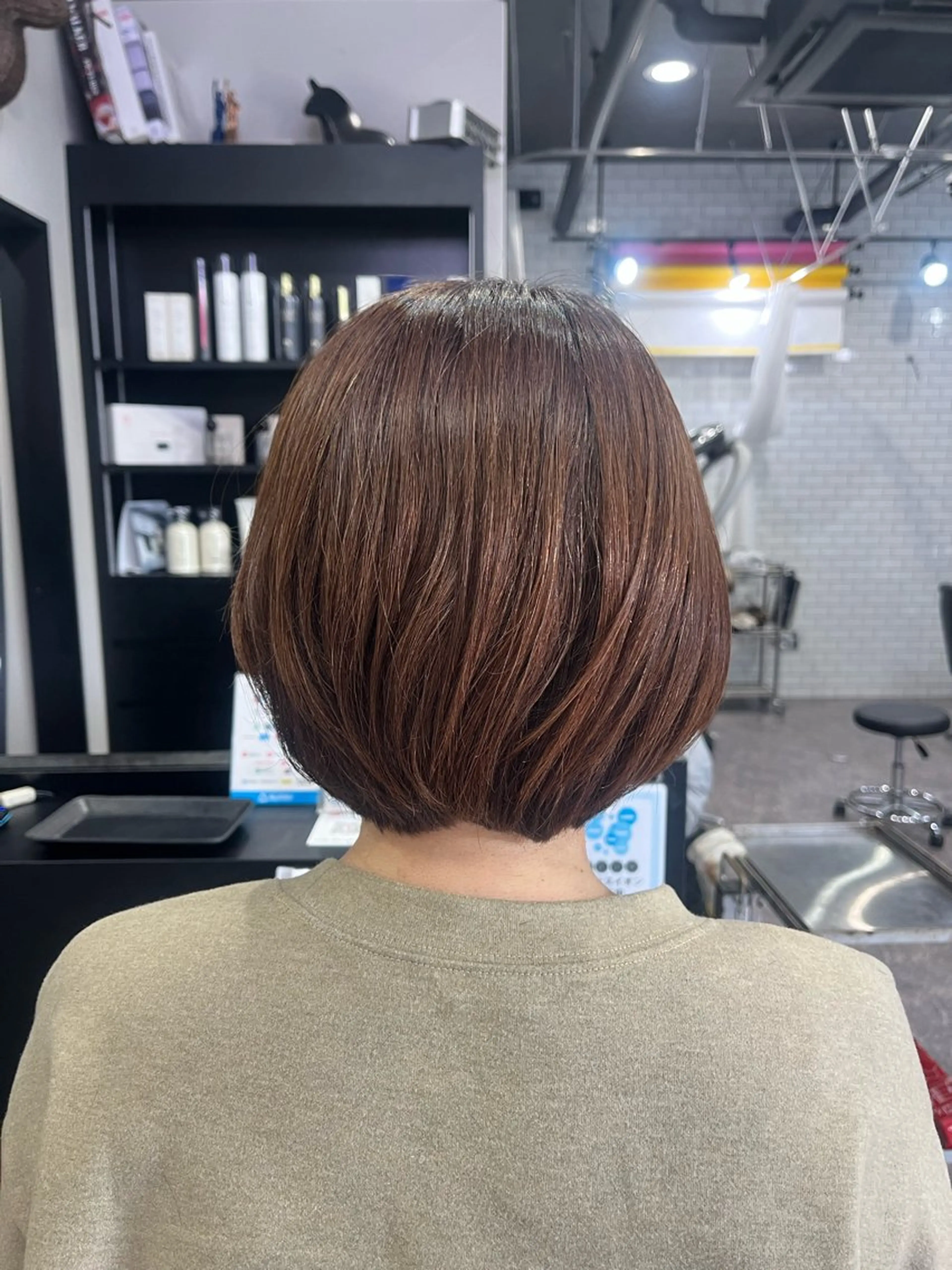 ショート カラー ヘアカラー 友滝 真菜美のヘアスタイル