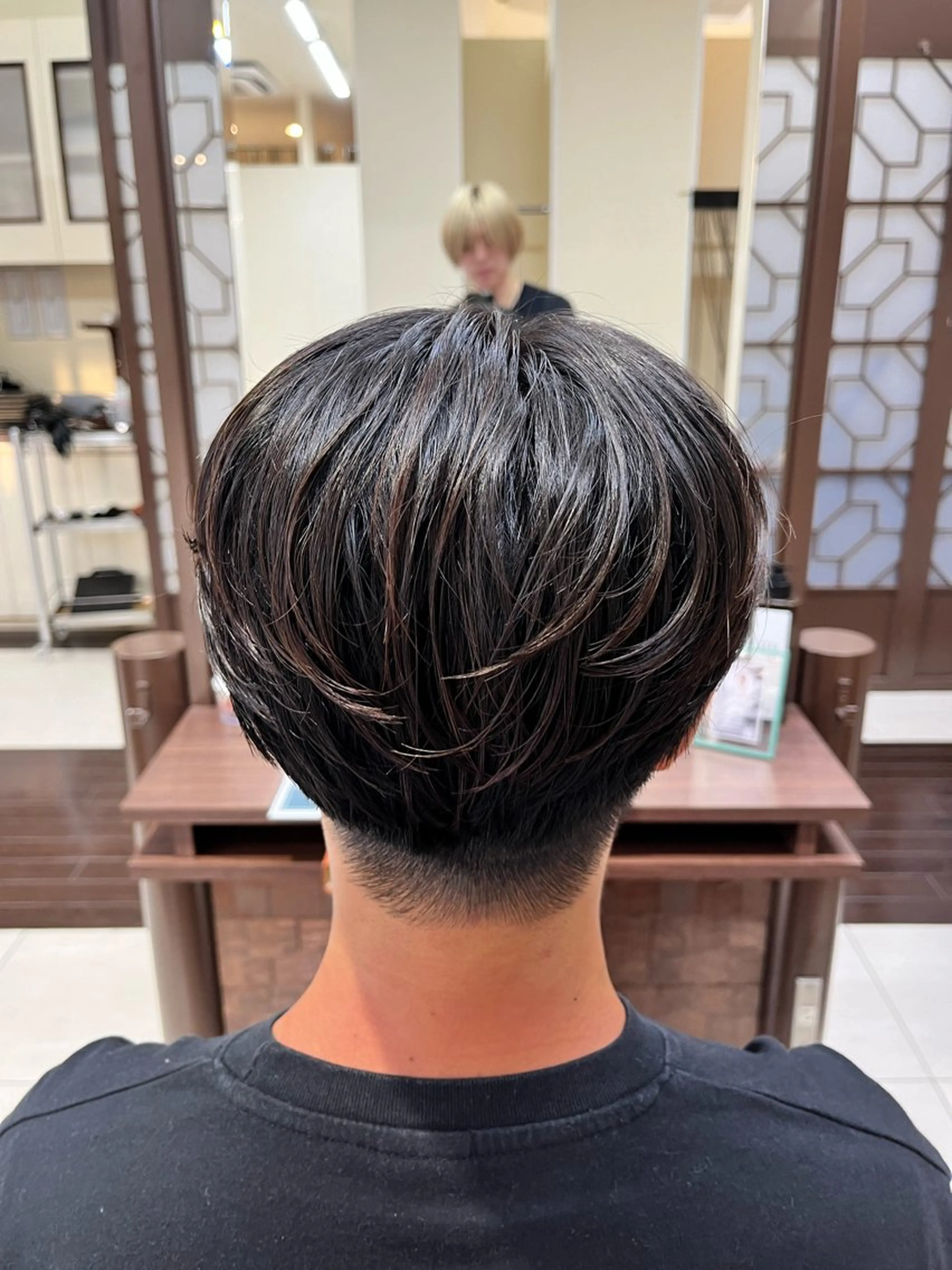 ショート パーマ メンズ センターパート メンズパーマ ニュアンスパーマ 🧊メンズ特化🧊 高木航希のヘアスタイル