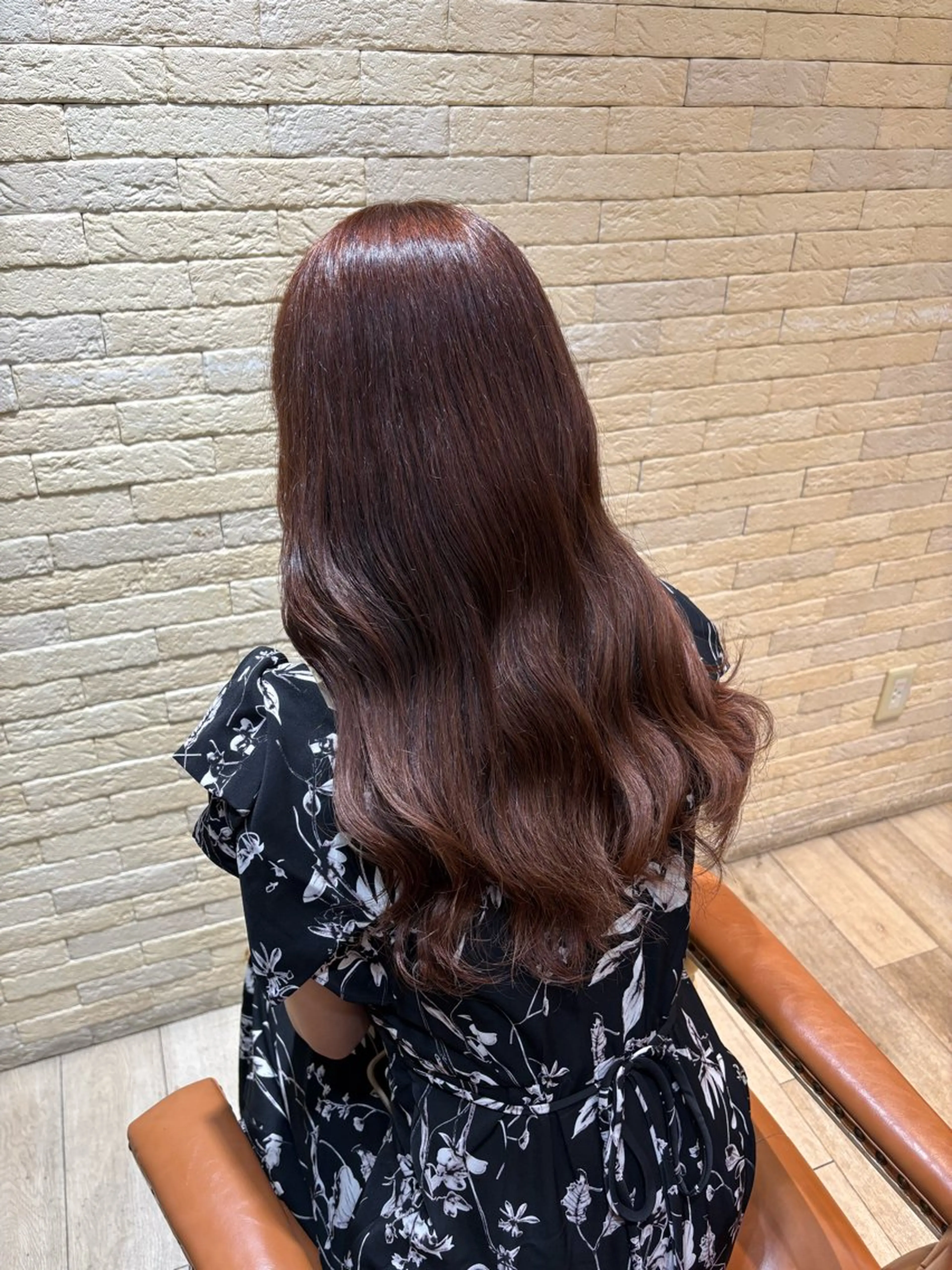 カラー ヘアカラー しおり🍬 KOKORO🤍のヘアスタイル