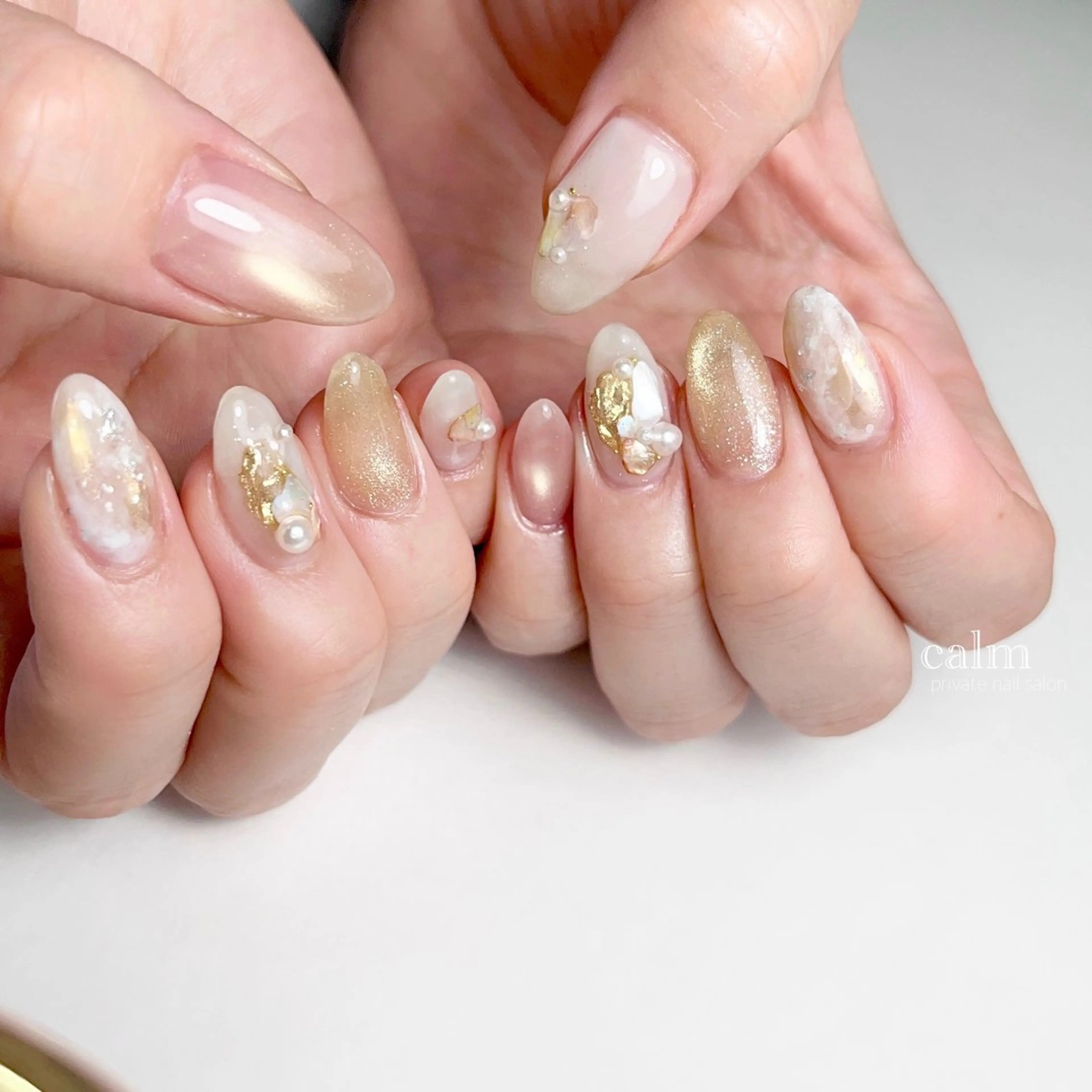 ネイル ハンドネイル calm 〔ｶｰﾑ〕のネイルデザイン