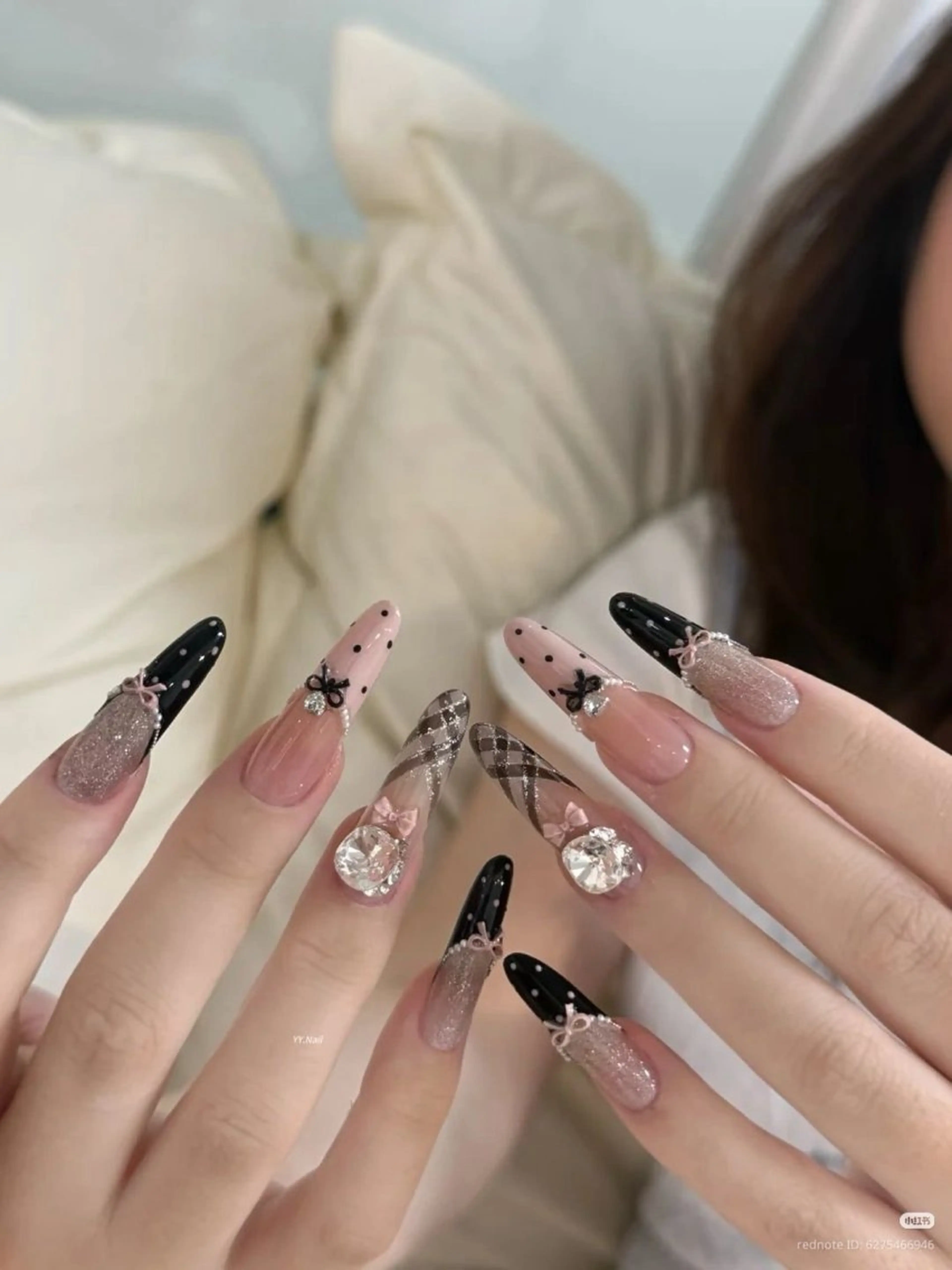 ネイル アートネイル 長さ出し ジェルネイル 韓国ネイル マグネットネイル ハンドネイル Cloudy Chan Nailのネイルデザイン