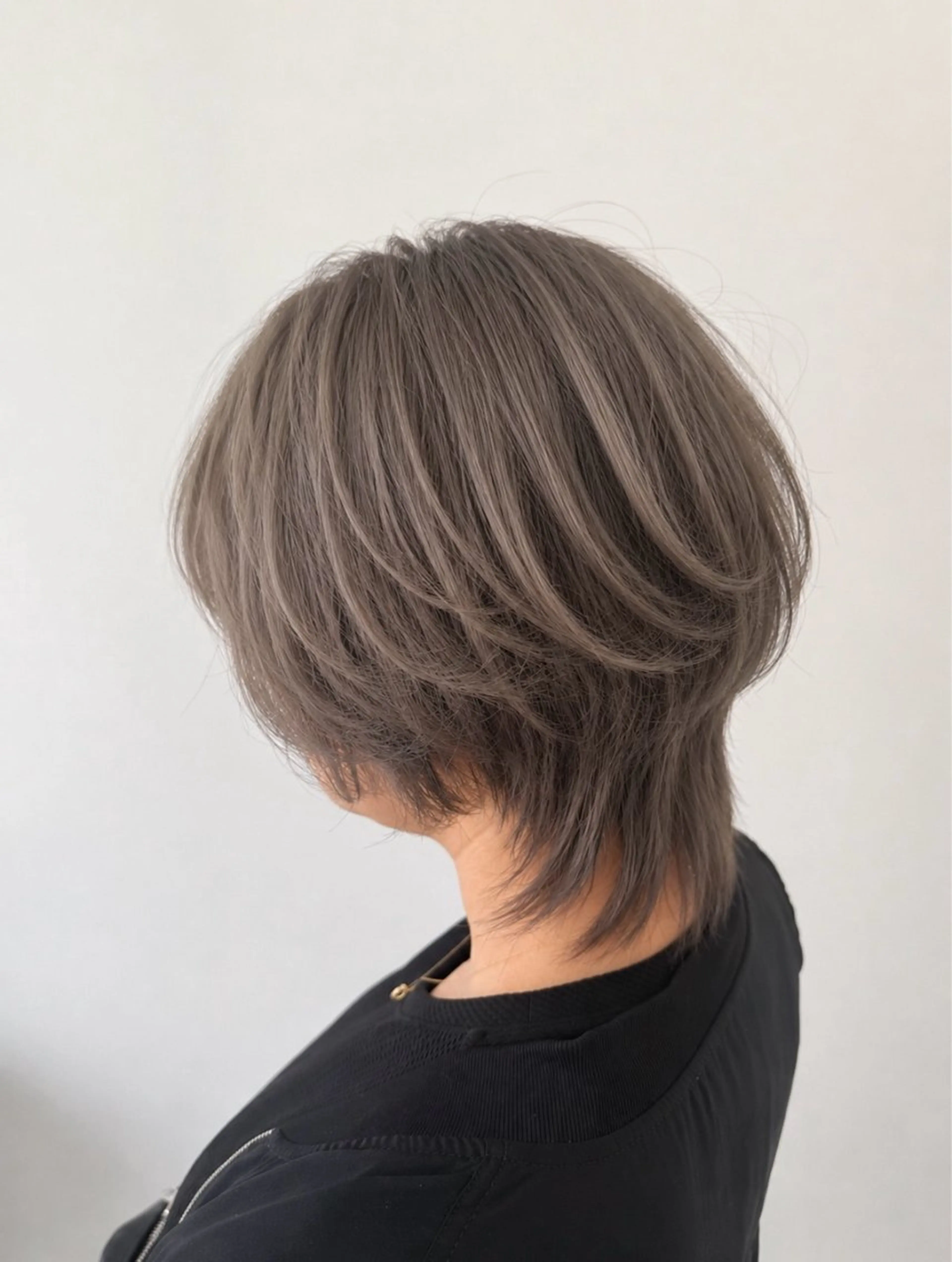 ショート ウルフカット CREAPY 高嶋　拓也のヘアスタイル