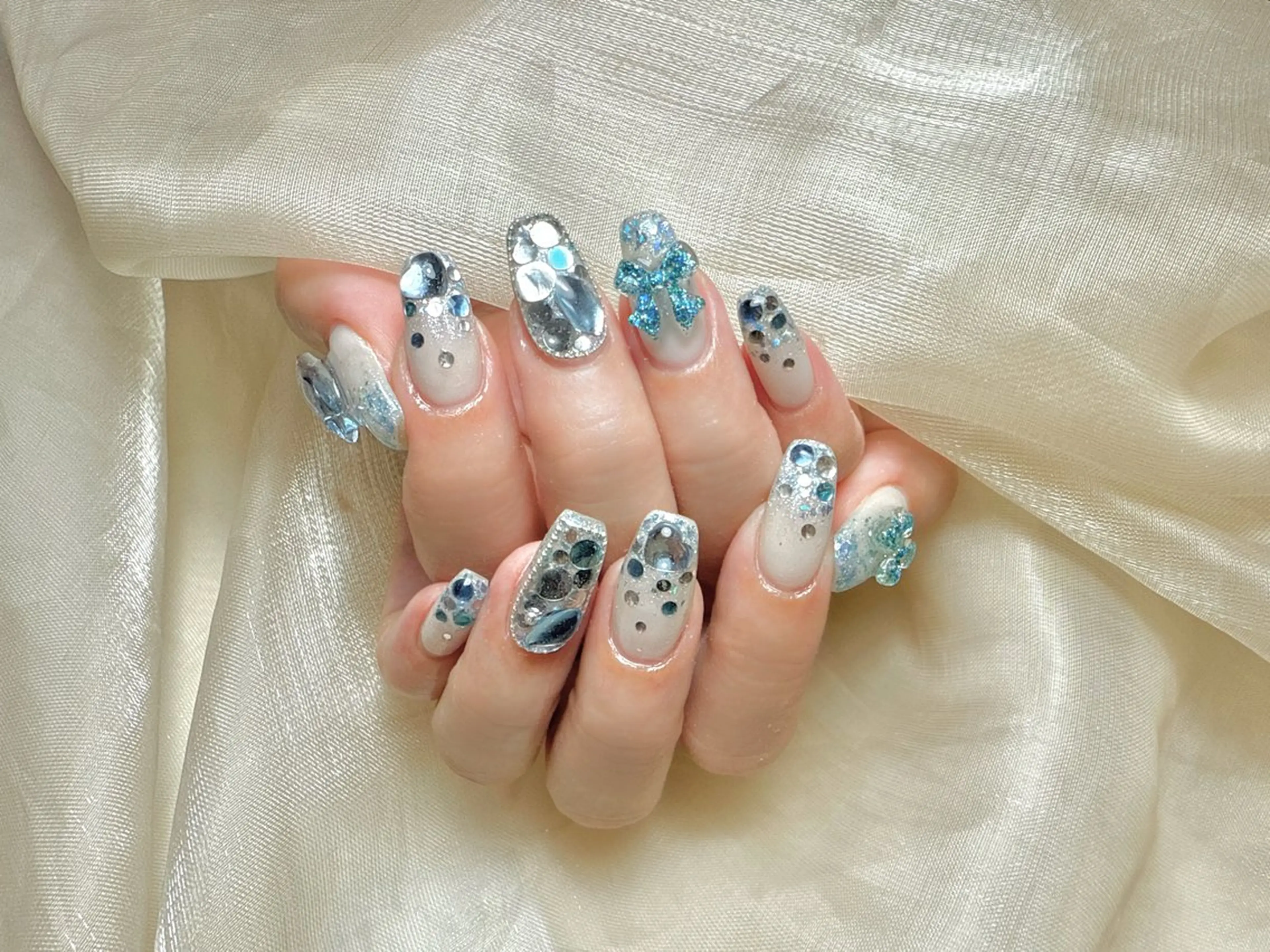 ネイル 持ち込み ハンドネイル ハンドケア L. Nailのネイルデザイン