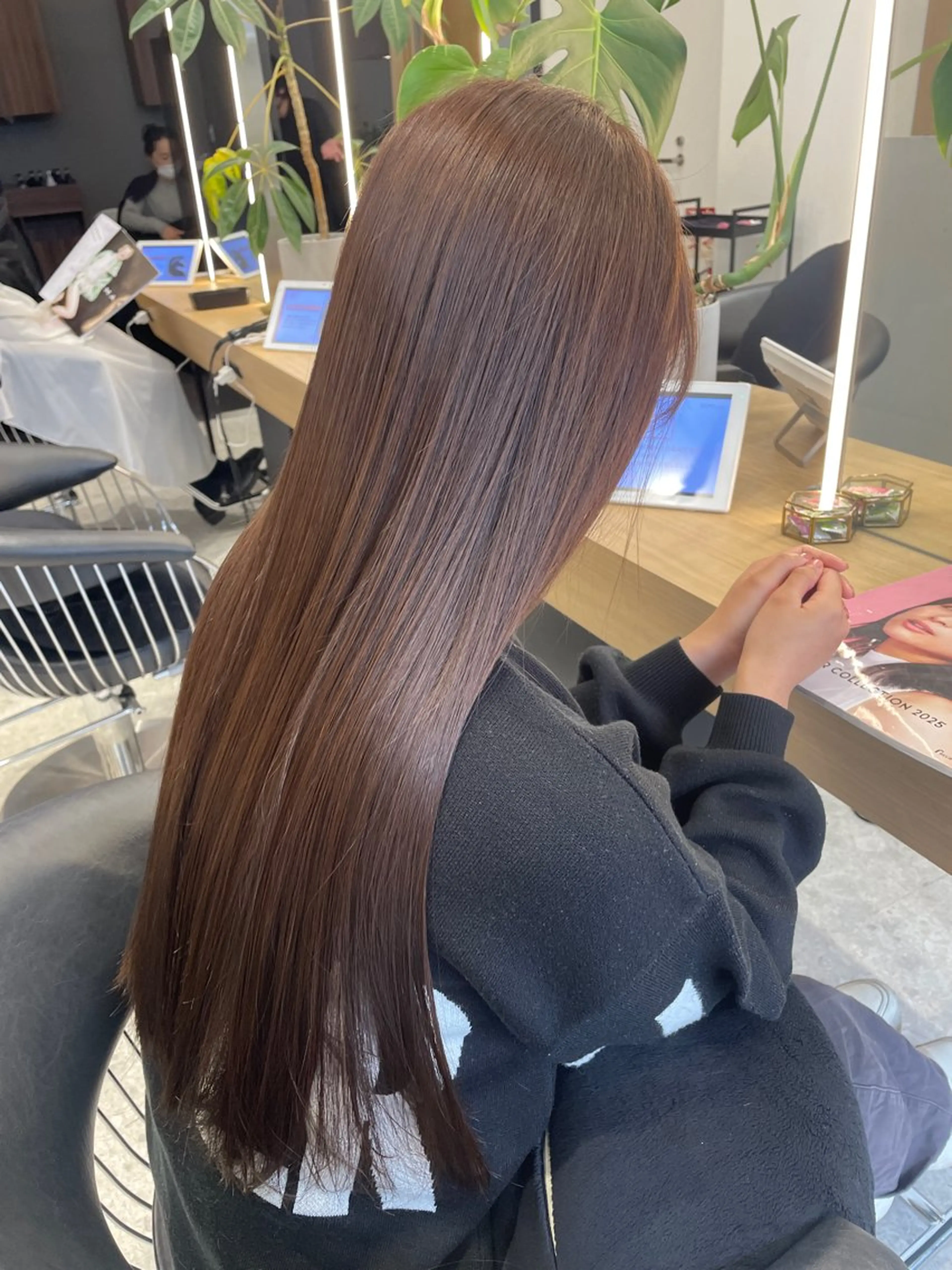 ロング カラー＆縮毛 kotojiのヘアスタイル