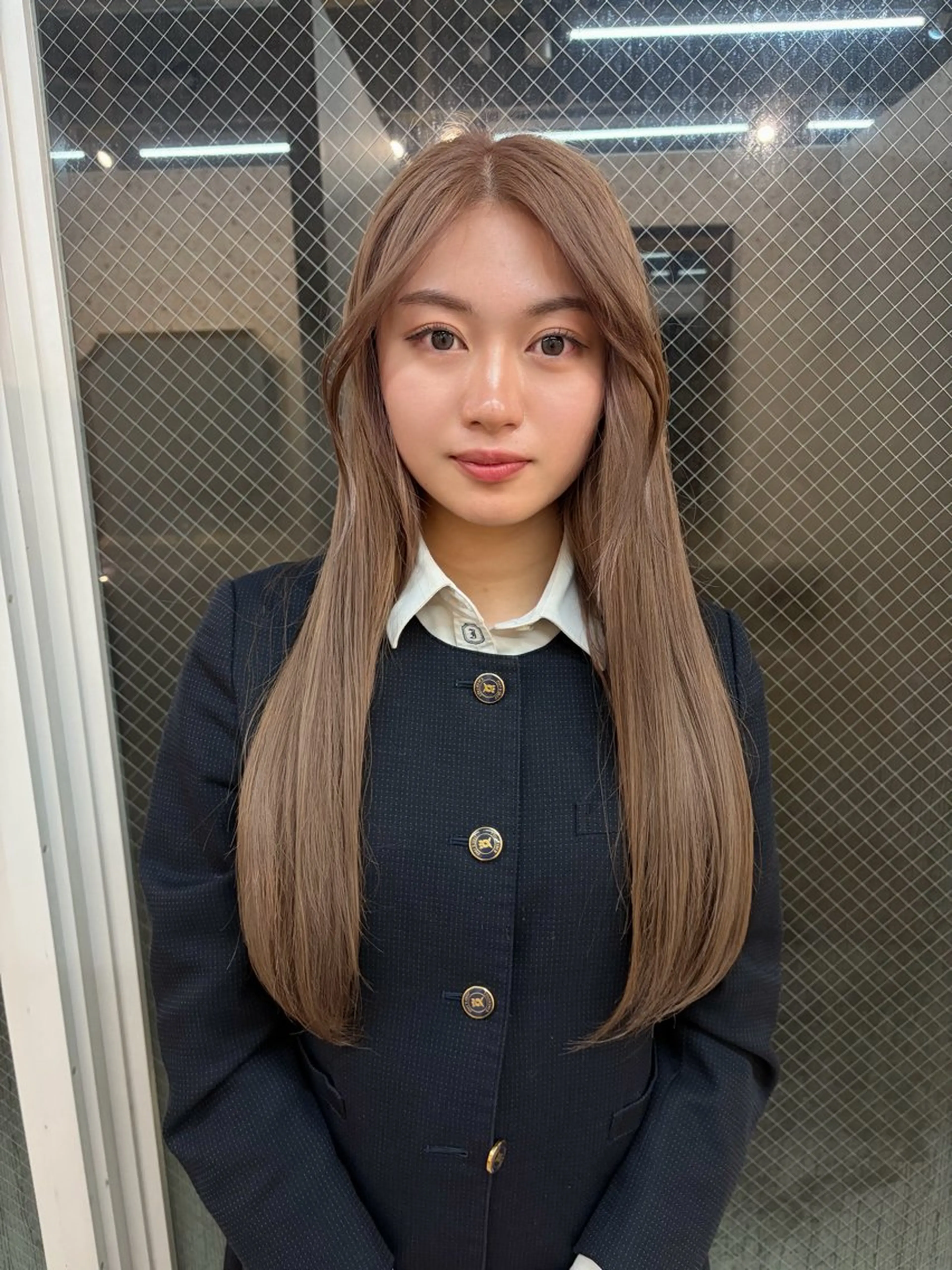 ロング カラー ブリーチ グレージュ ヘアカラー [lani ] konatsuのヘアスタイル