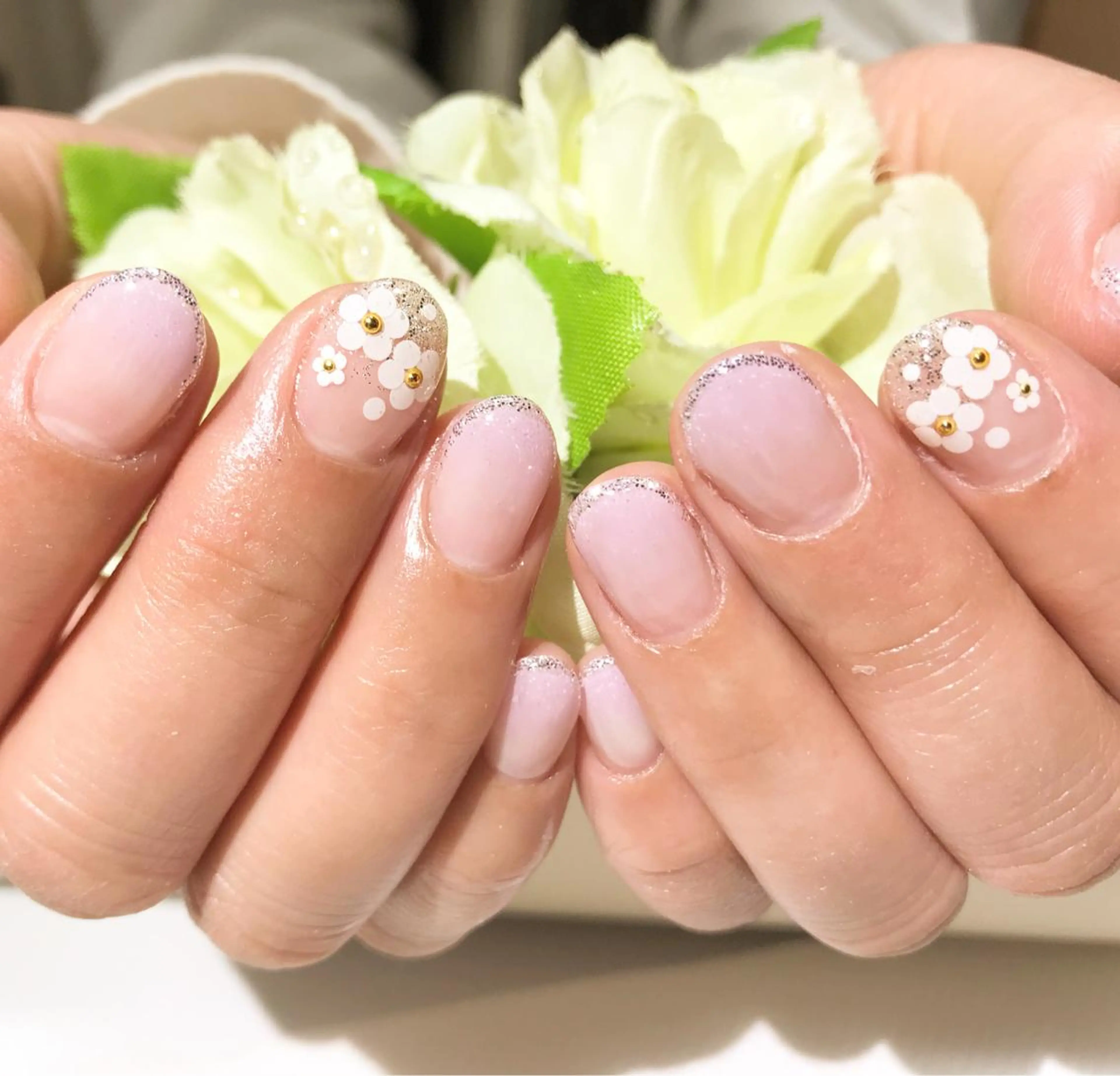 ネイル フラワーネイル フットネイル グラデーション パープル シンプルネイル ハンドネイル nail fufla ♡yamane♡のネイルデザイン