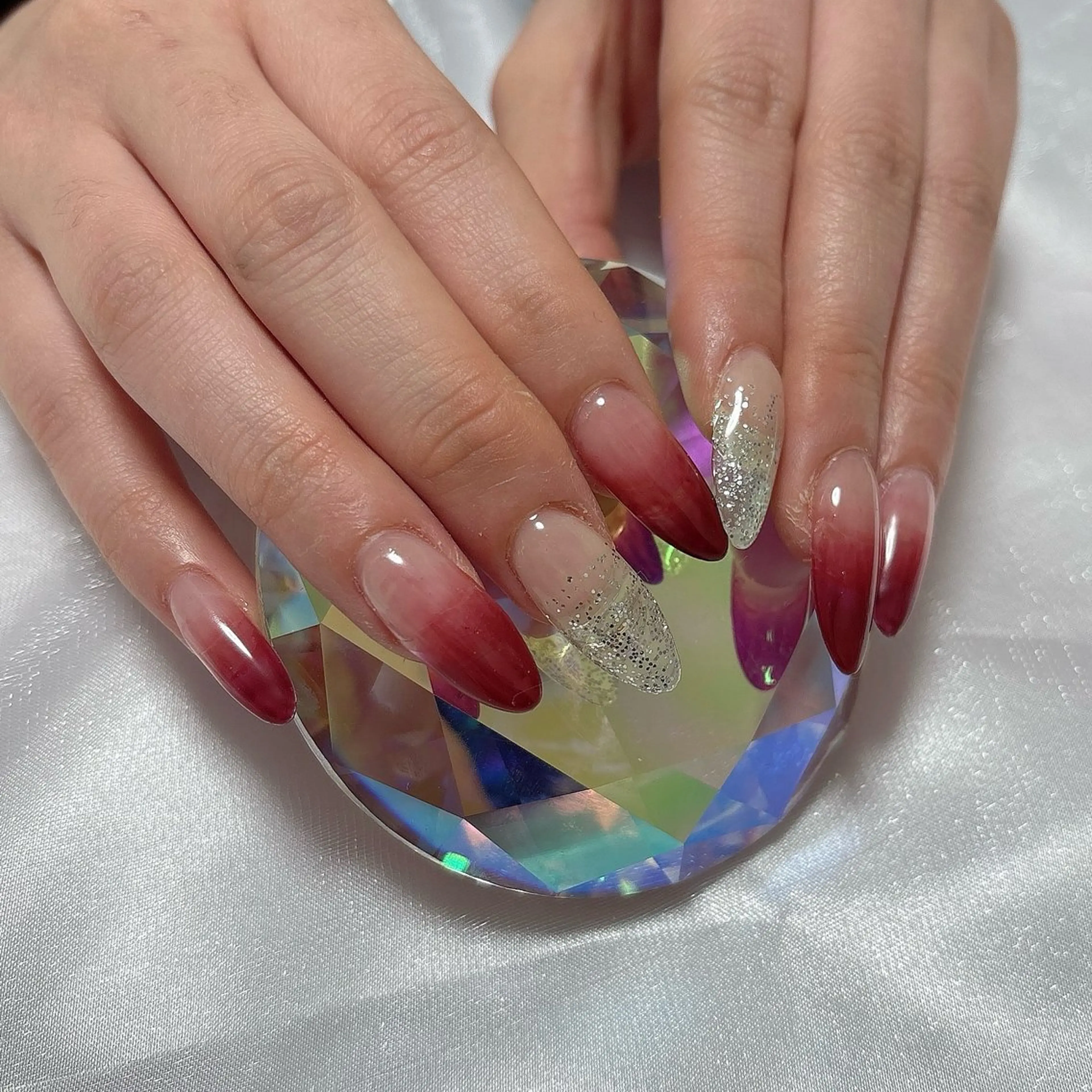 ネイル 長さ出し ジェルネイル グラデーション ラメ(グリッター) ラメグラデーション Total Beauty Salon Charlme所属・【早朝・深夜🉑】 Charlmeのネイルデザイン