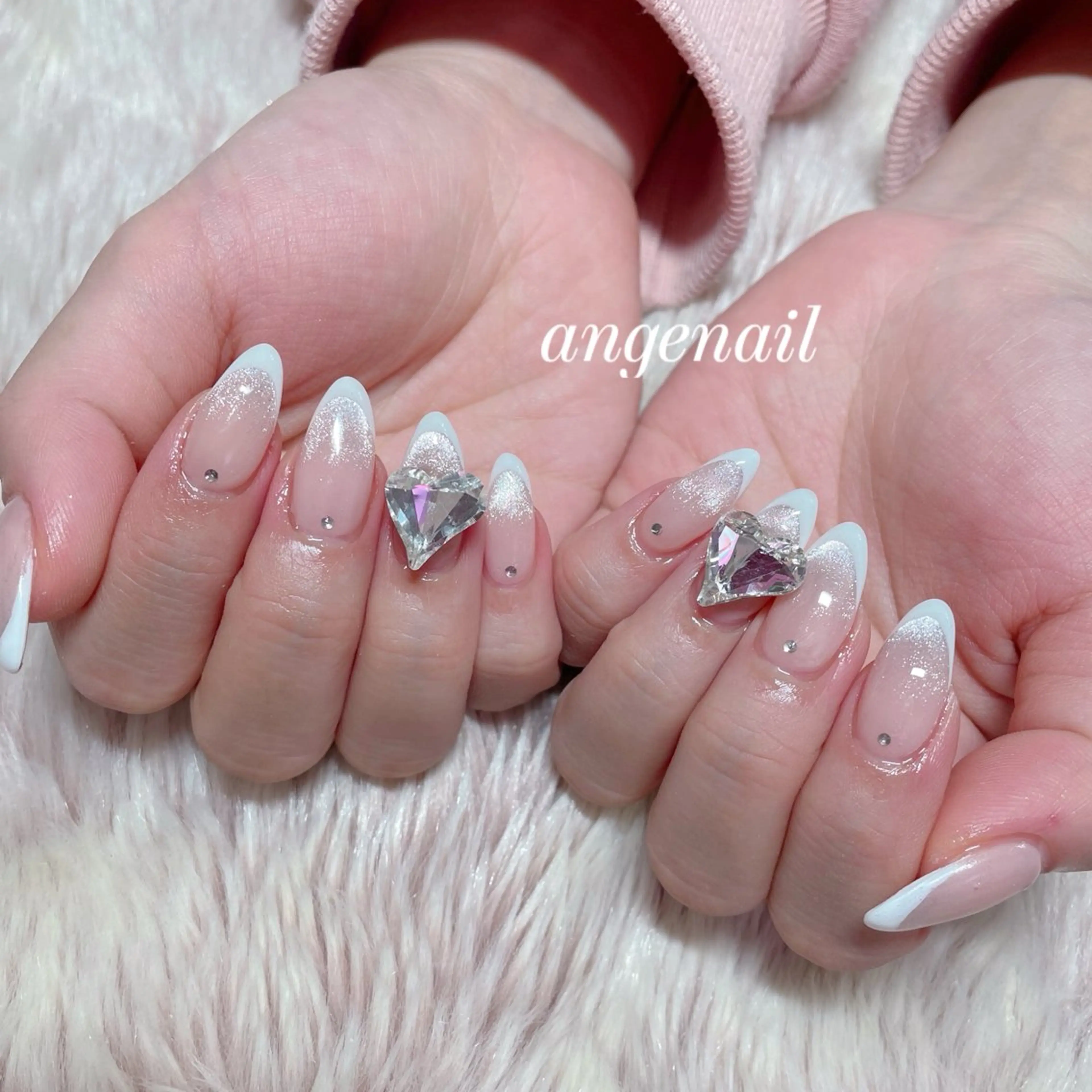 ネイル ハンドネイル オーナーネイリスト MAKIのネイルデザイン