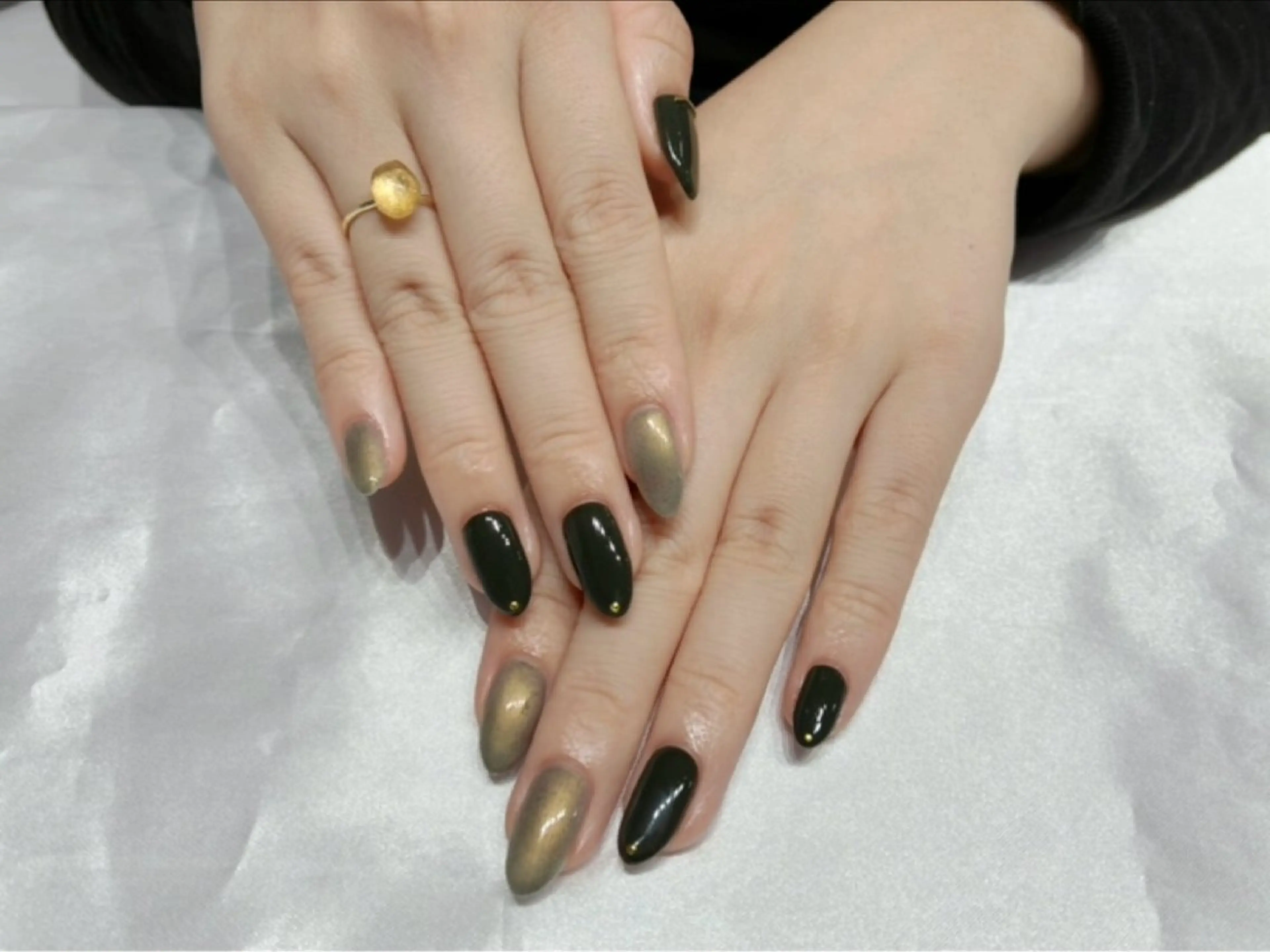 ネイル ハンドネイル LisBlanc ryoko.のネイルデザイン