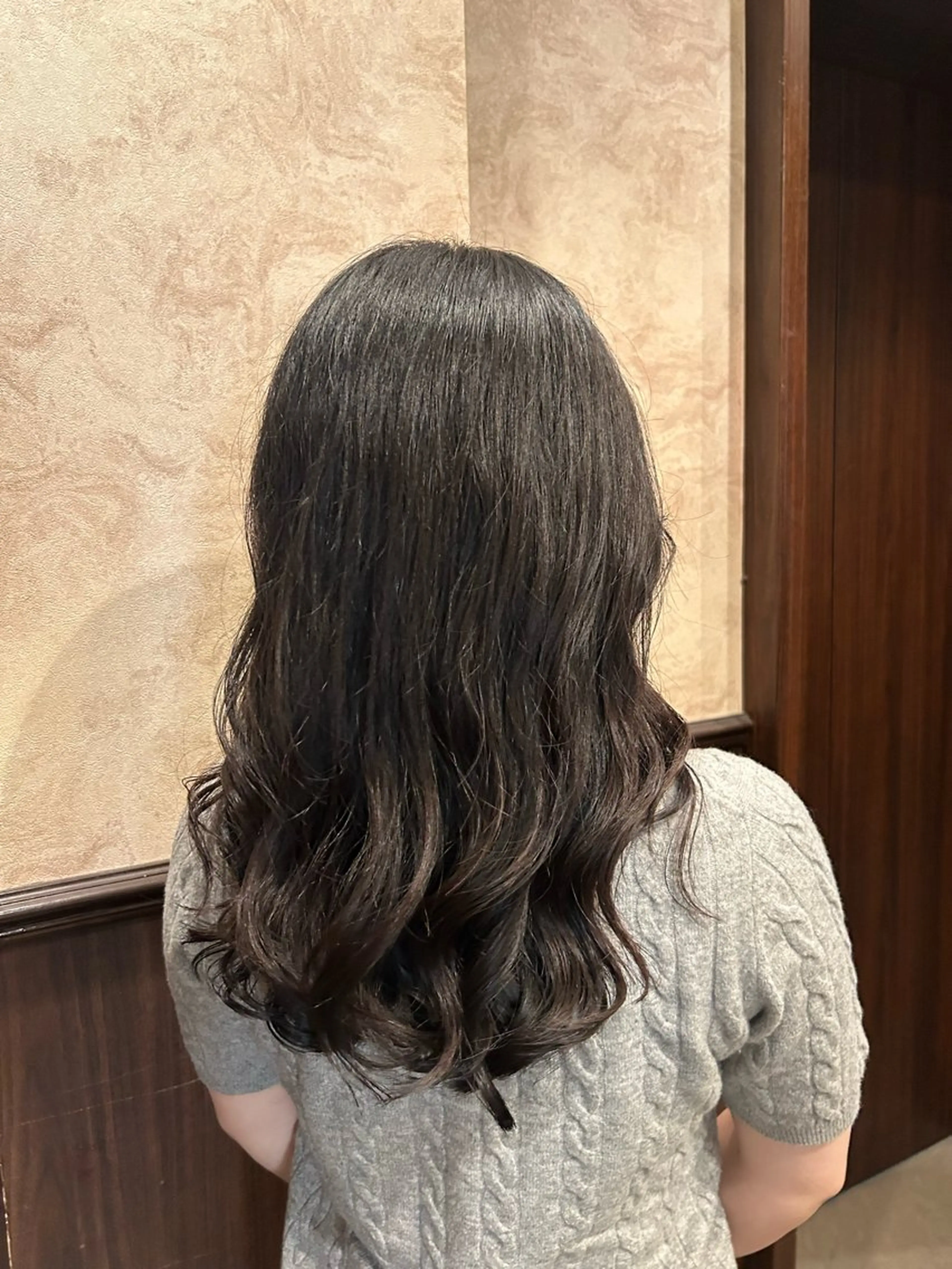 ロング カラー ヘアカラー Momo/海外ヘア レイヤー/ハイライトのヘアスタイル