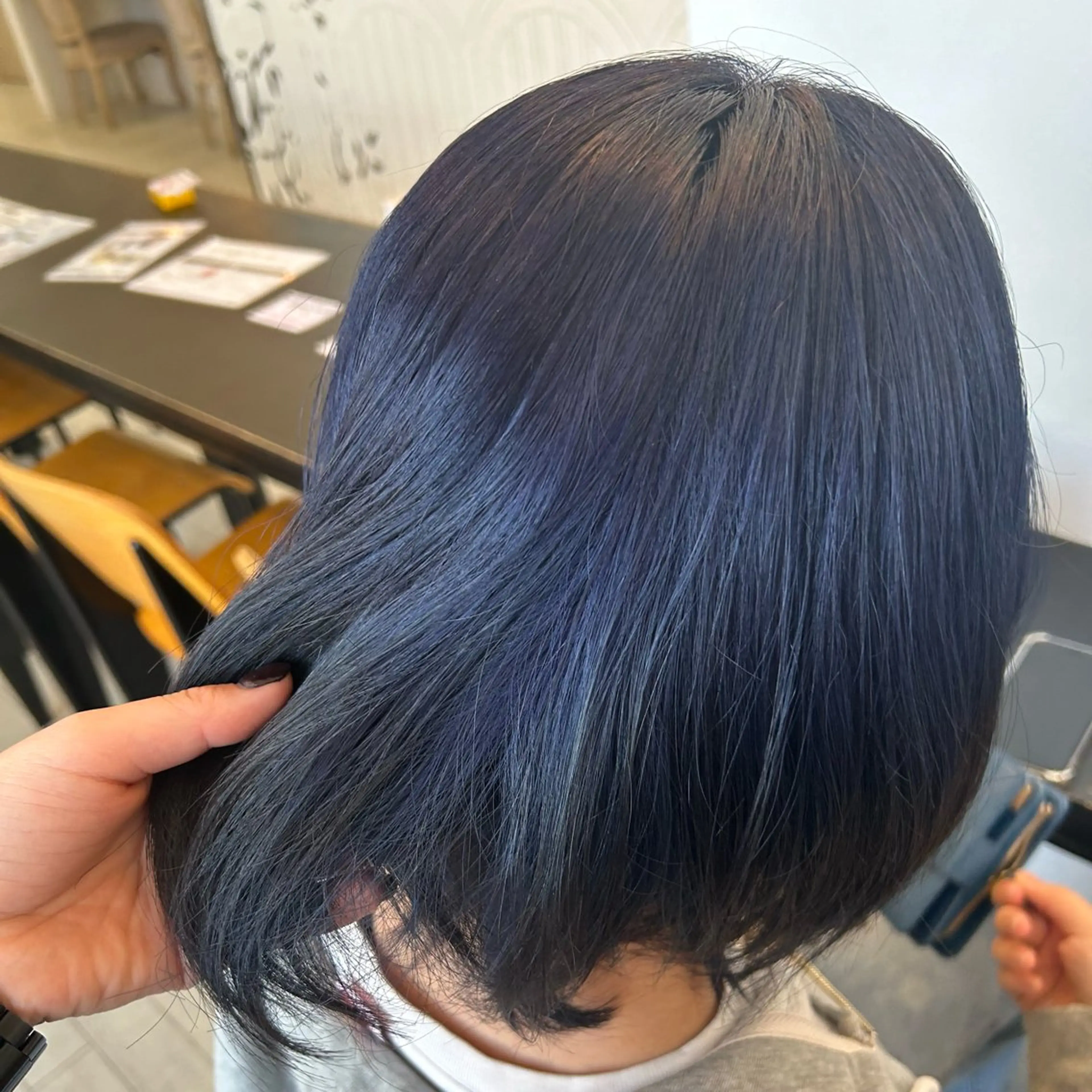 カラー ブリーチ デザインカラー グラデーションカラー ネイビーカラー ヘアカラー ♡BIANCA前橋 /金山 理子♡のヘアスタイル