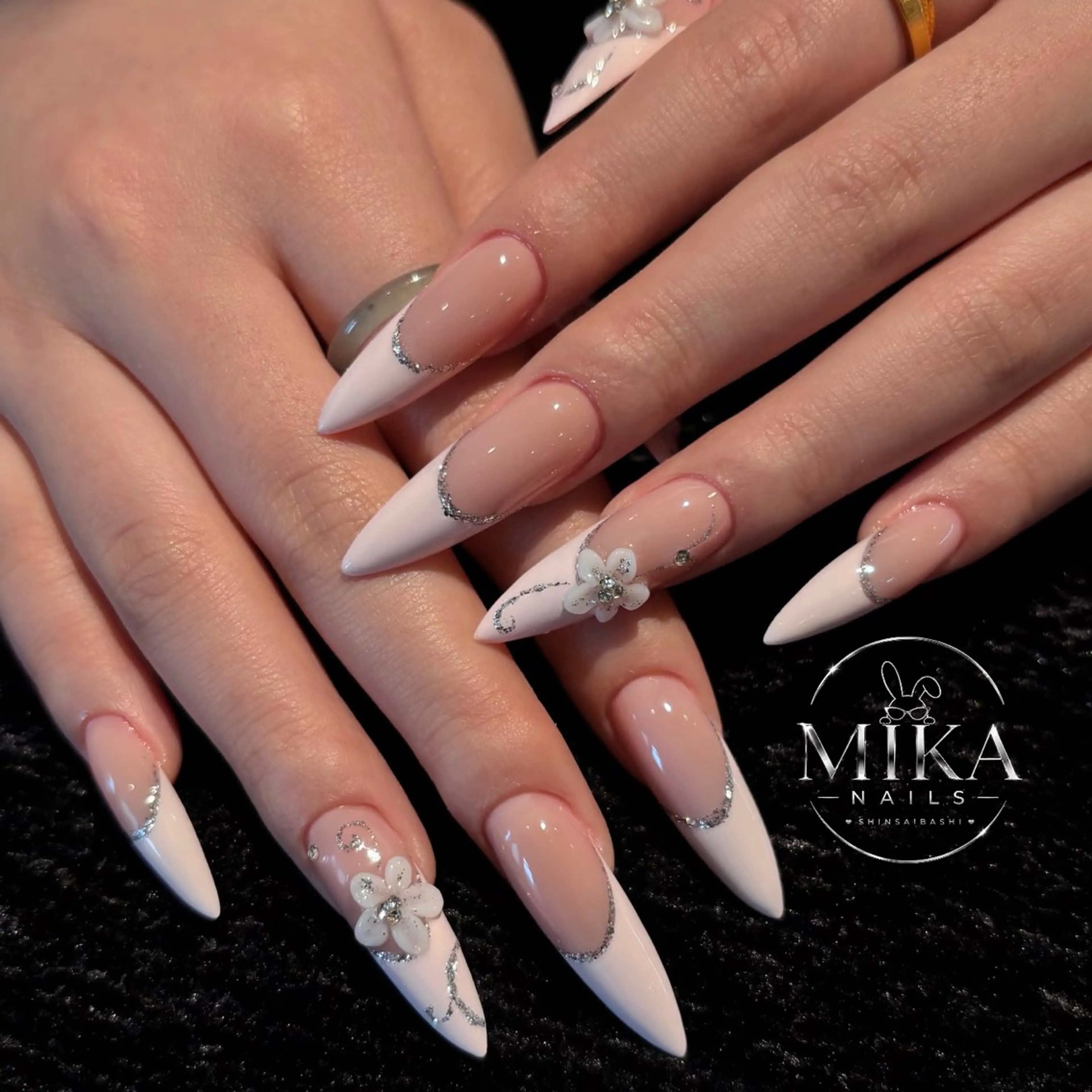 ネイル ハンドネイル Mika Nails 心斎橋のネイルデザイン