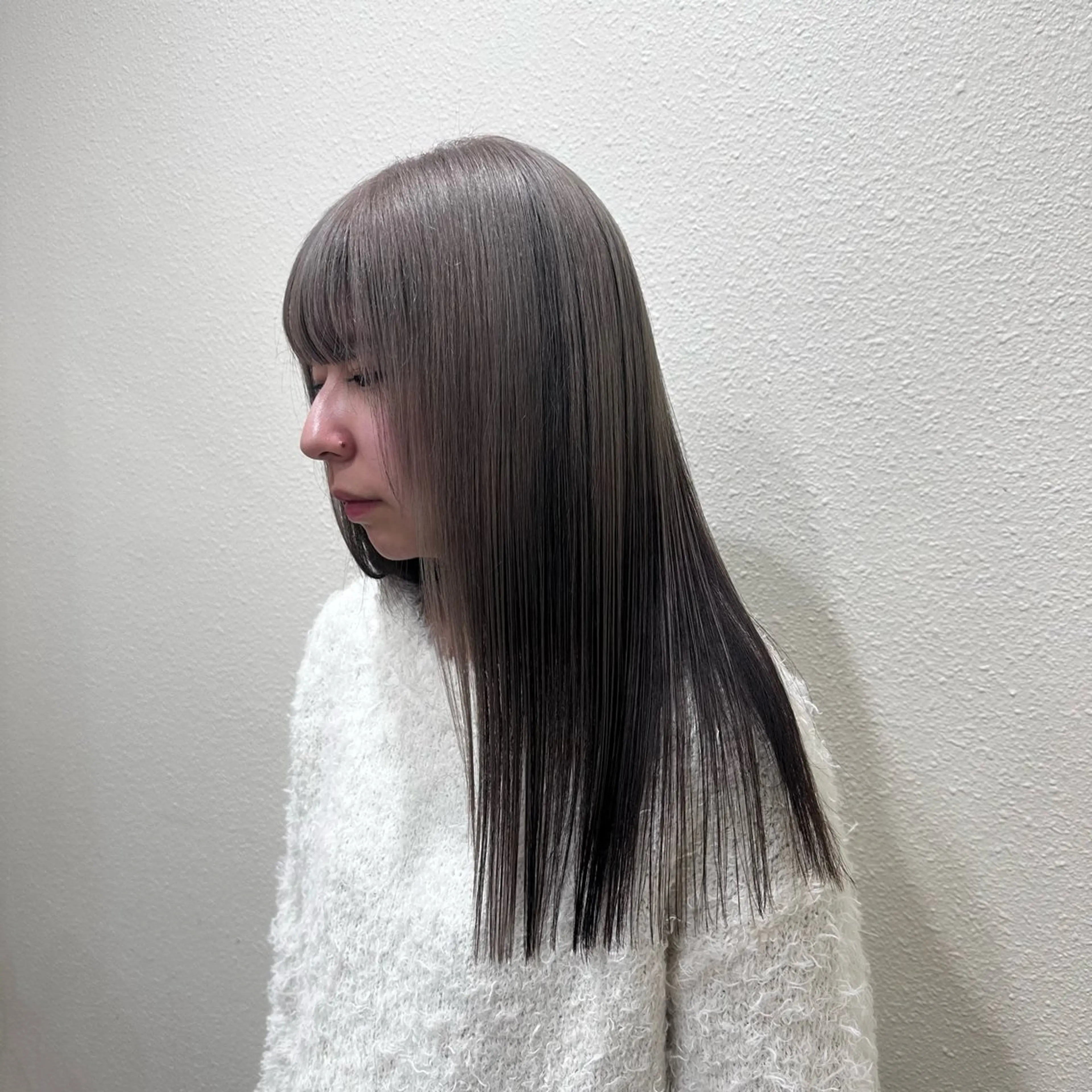ロング ️🫧 AINE 🫧ハイトーンカラーのヘアスタイル