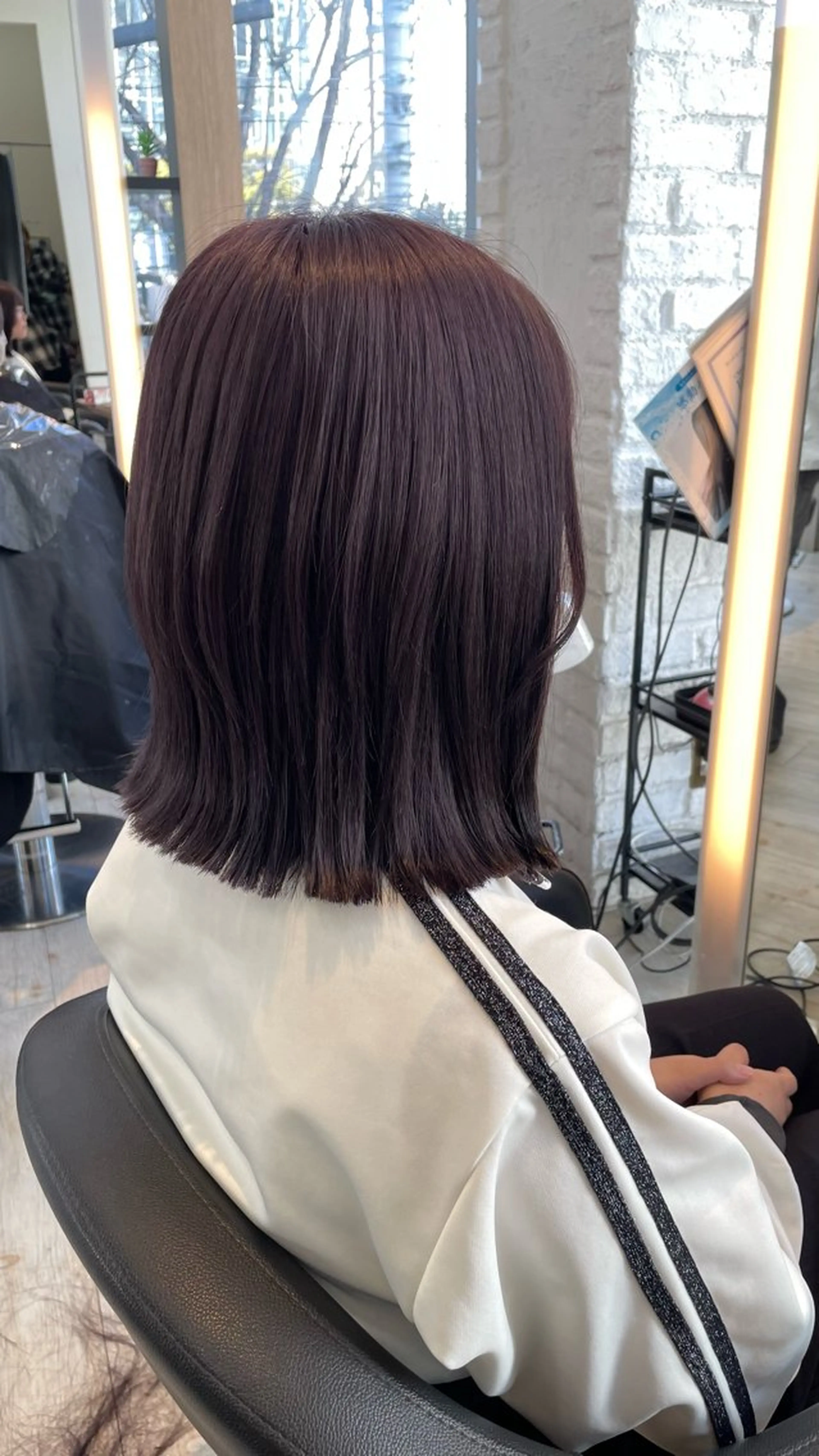 ショート カラー ブリーチ/髪質改善/ ハイトーン/暖色のヘアスタイル