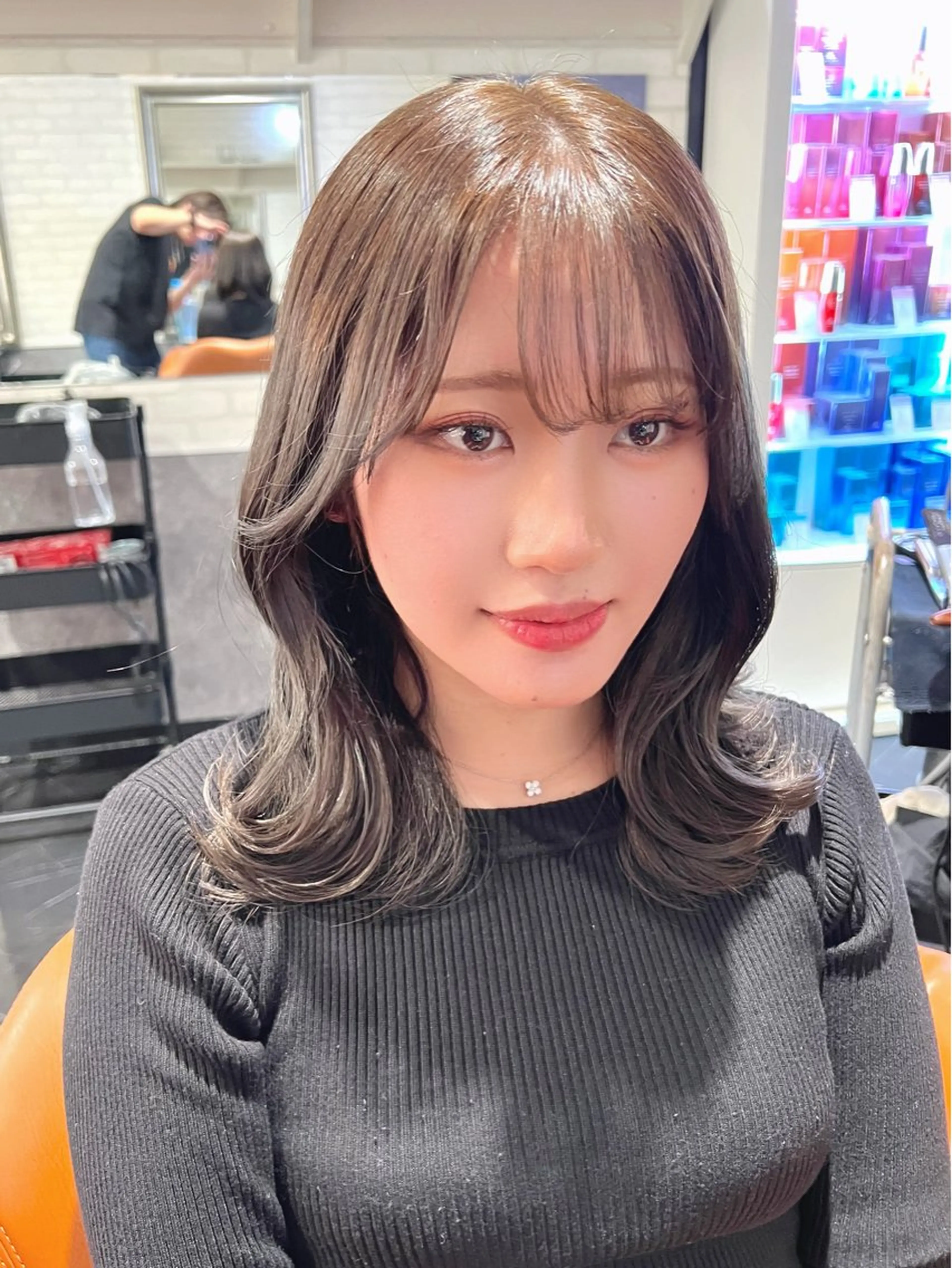 ミディアム カット ヘアカラー トリートメント 🇰🇷韓国風レイヤ ー🇰🇷の達人🔥のヘアスタイル